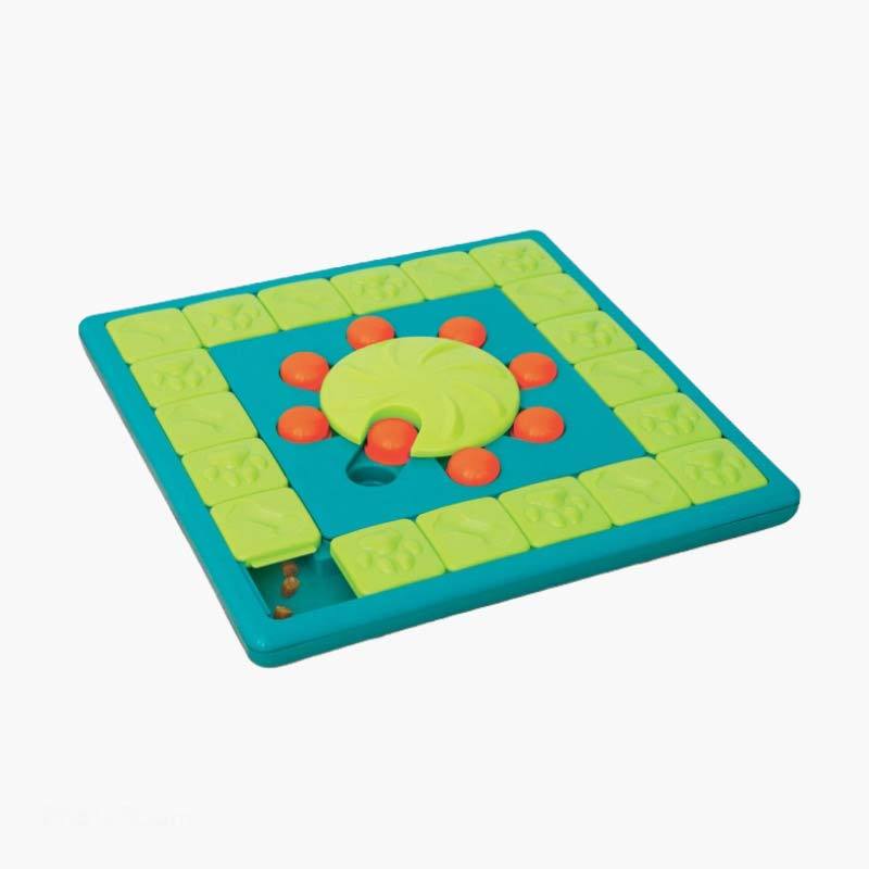 WOBBLE BOWL - SLOW FEEDER & DOG PUZZLE IN ONE - Nina Ottosson