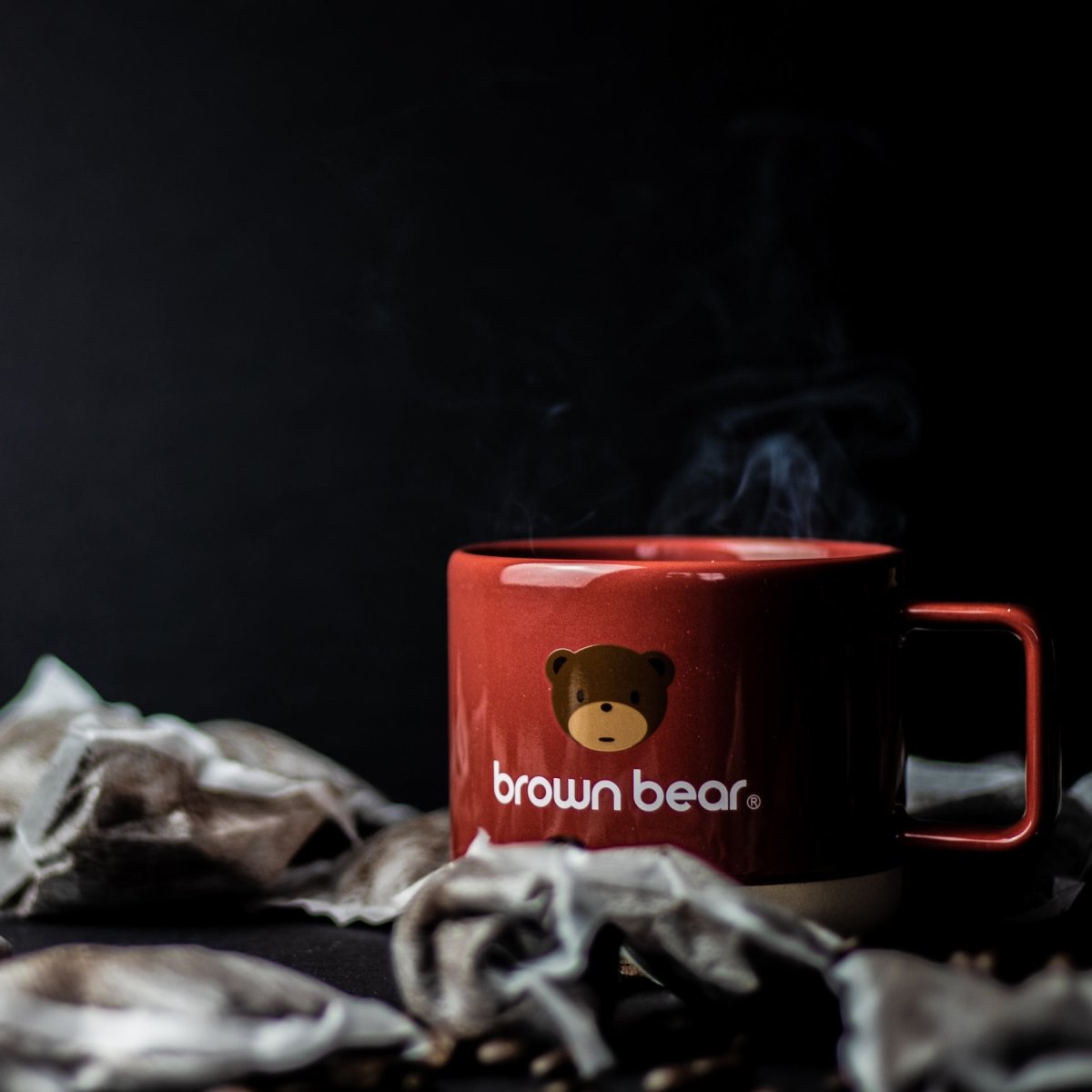 https://cdn.shopify.com/s/files/1/0155/3521/0544/products/brown-bear-family-mug-join-the-bear-familybrown-bear-coffeebearfamily-mug-prem-482573.jpg?v=1701283352