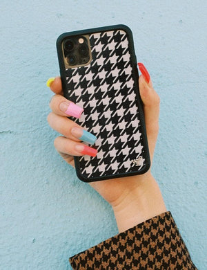 Houndstooth iPhone 11 Pro Max Case.