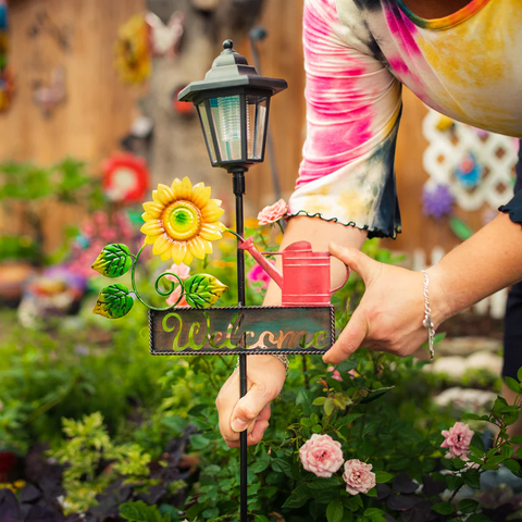 Watering Can Welcome Sign Solar Garden Stake