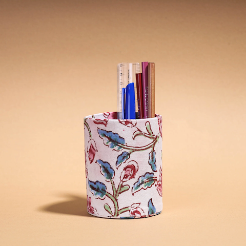 Floral printed Pen Stand