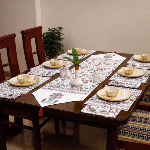 Dining table runner