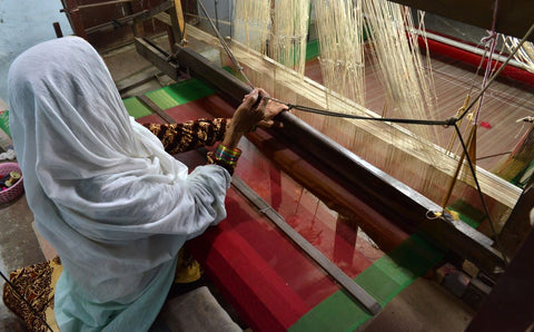 Chanderi weave (image credit:- India currents)