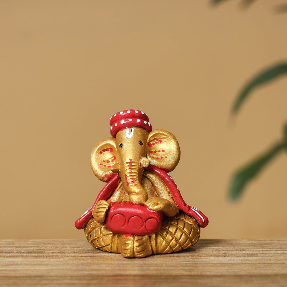 Buy Handpainted Eco-friendly Clay Sleeping Ganesha Idol Online in ...