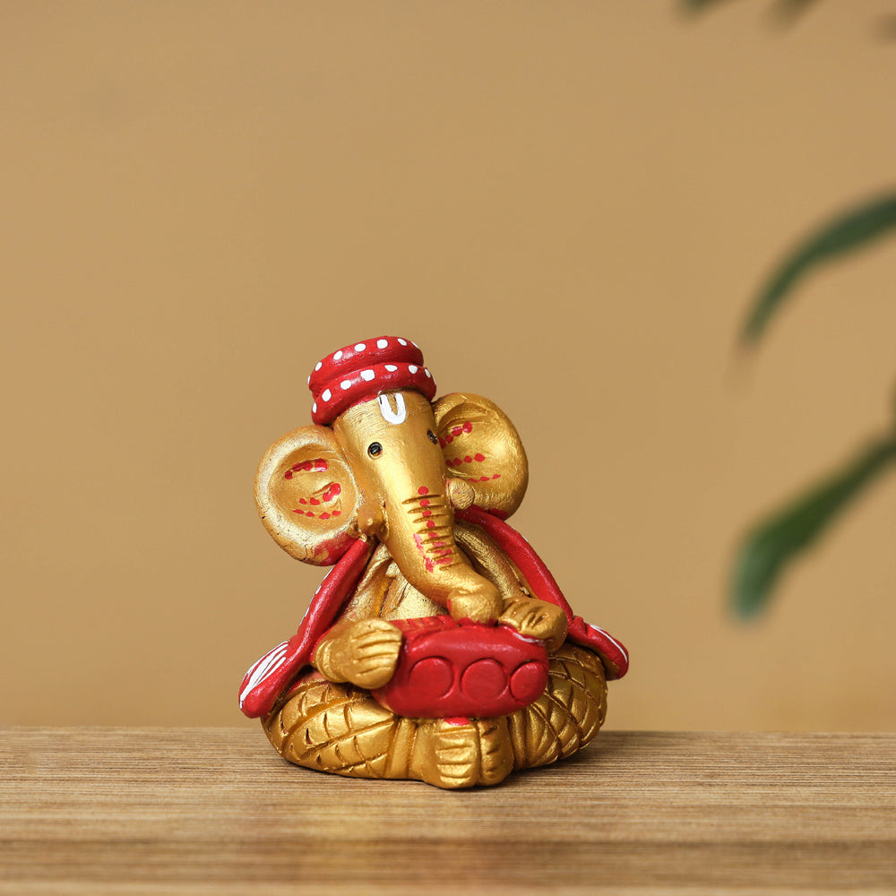 Buy Handpainted Eco-friendly Clay Sleeping Ganesha Idol Online in ...