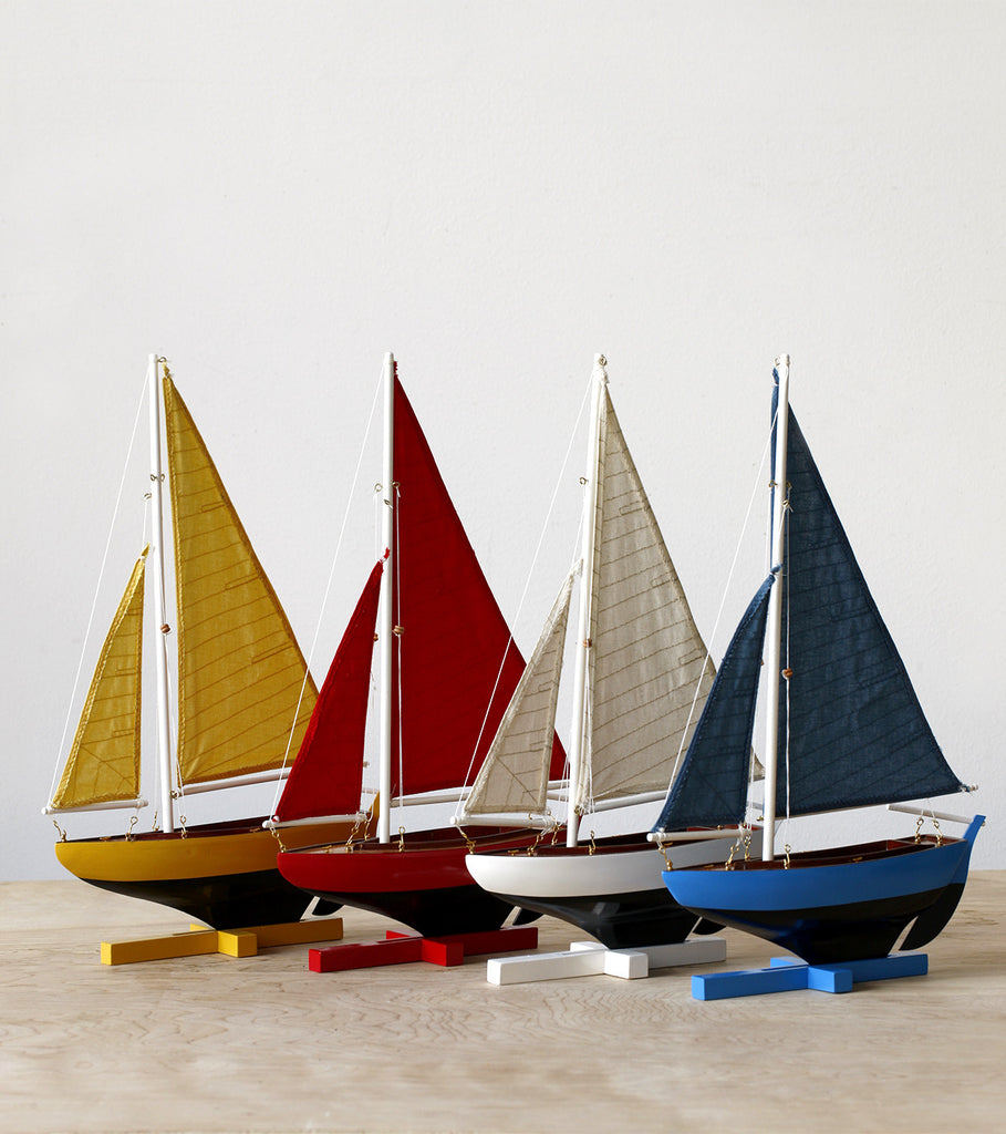 model diecast sailboat