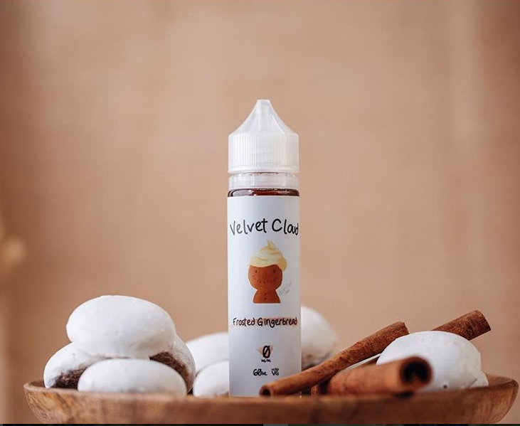 Velvet Cloud frosted gingerbread flavored e-liquid for Christmas