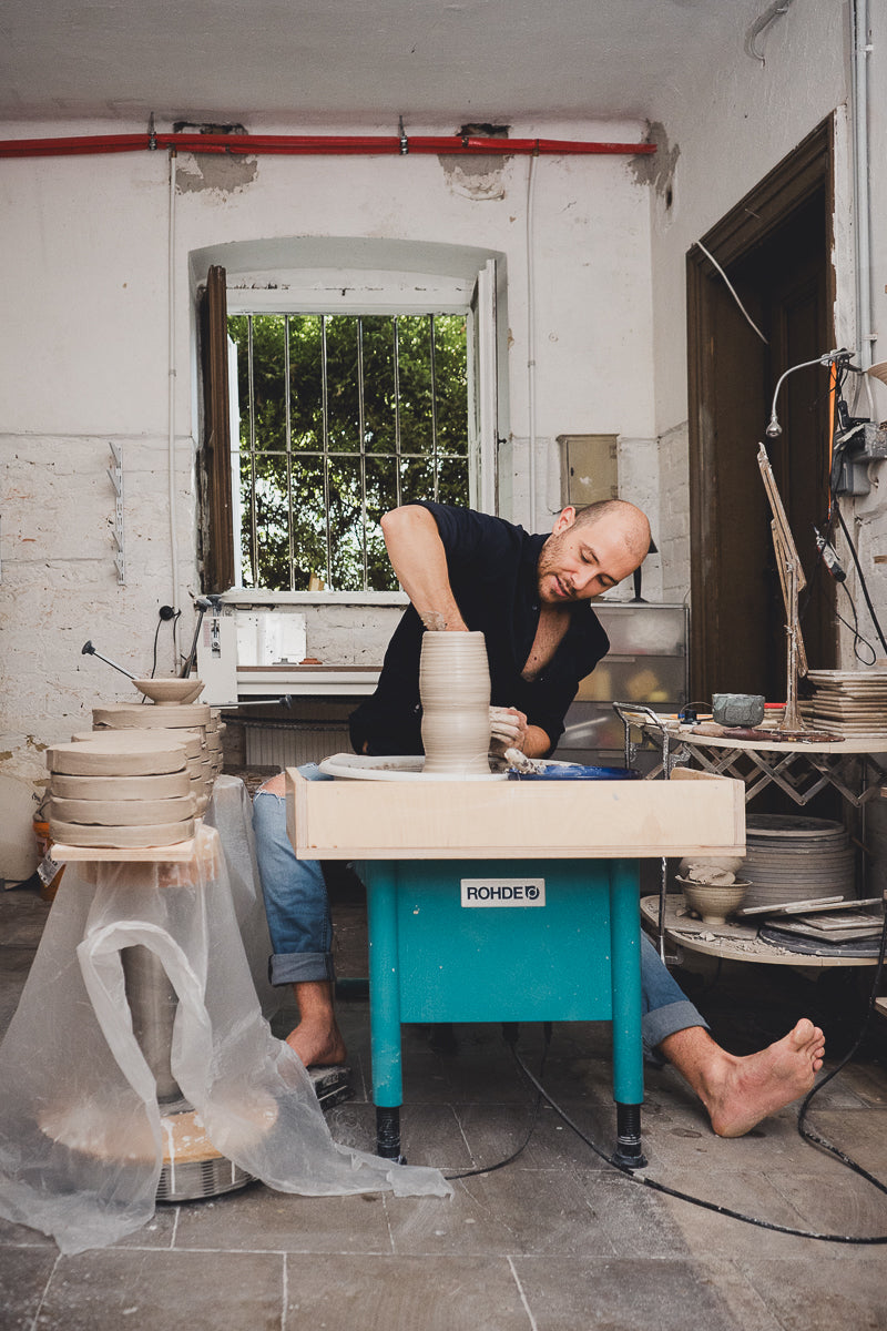 Atelierbesuch Keramiker Lenas Varnavides – diesellerie.com