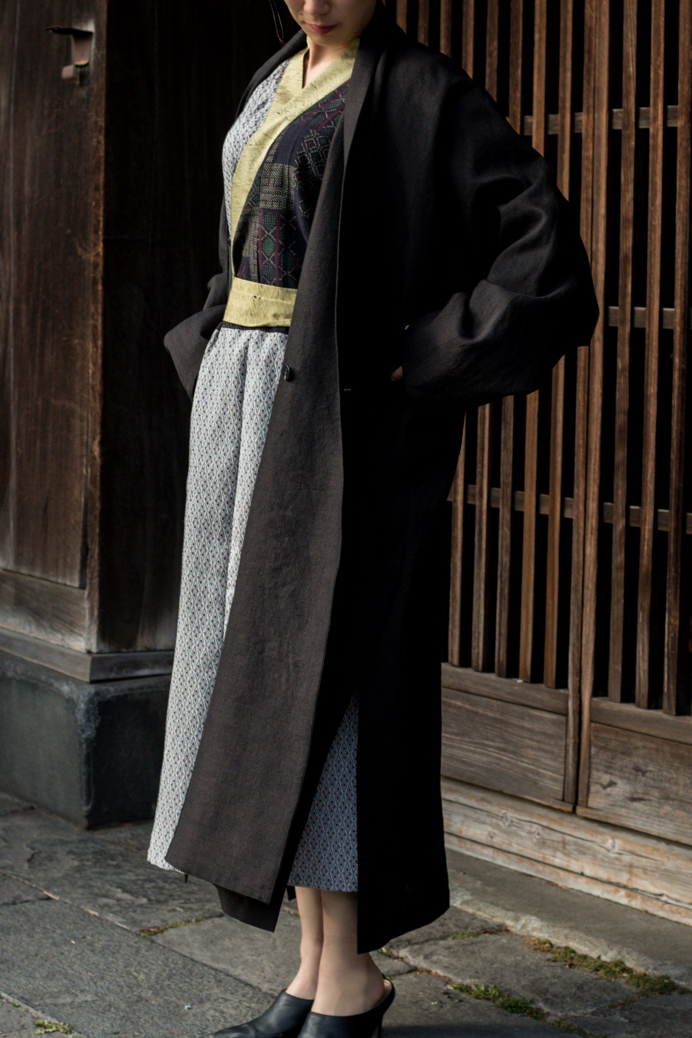 KIMONO FUKU キモノフク 新作「茶ドレス」ハオリドレス ｜YANTOR（ヤントル）　Linewool Slit Coat Black