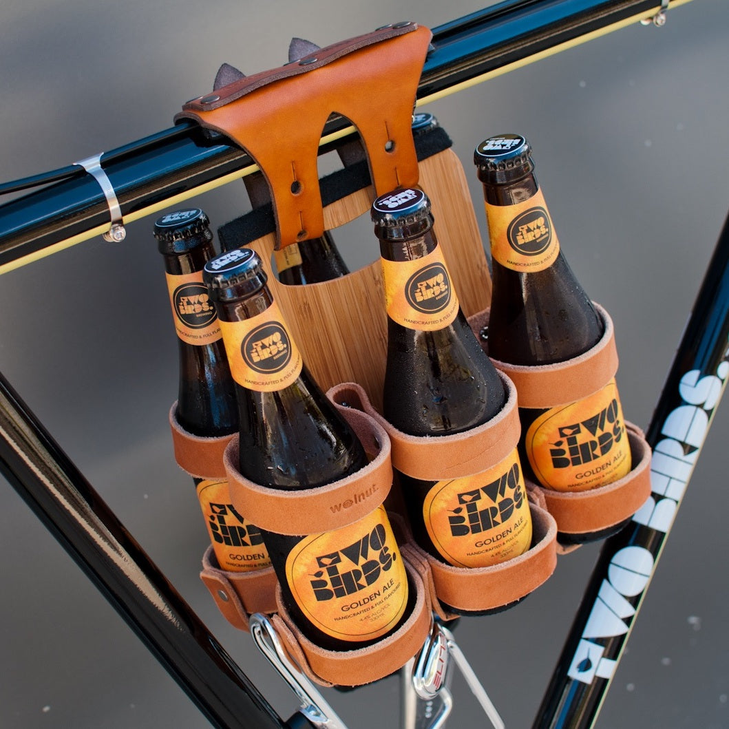 https://cdn.shopify.com/s/files/1/0156/2360/products/walnut-studiolo-bicycle-accessories-bicycle-beer-carrier-combo-deal-40113134698808_1600x.jpg?v=1671761241