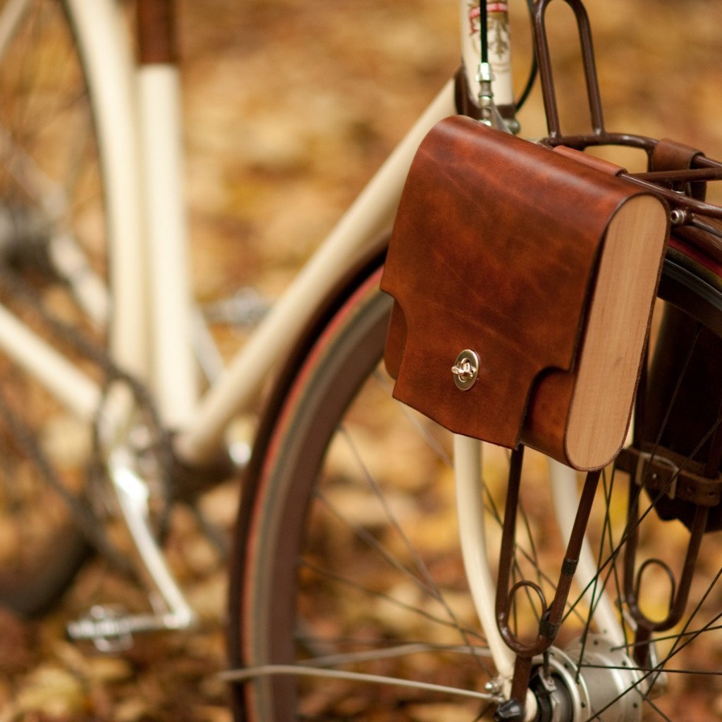 leather saddlebags for bicycles