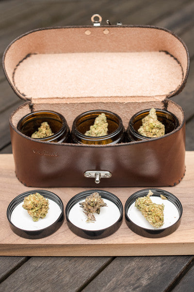 Marijuana gifts in hand tooled leather from Oregon. 