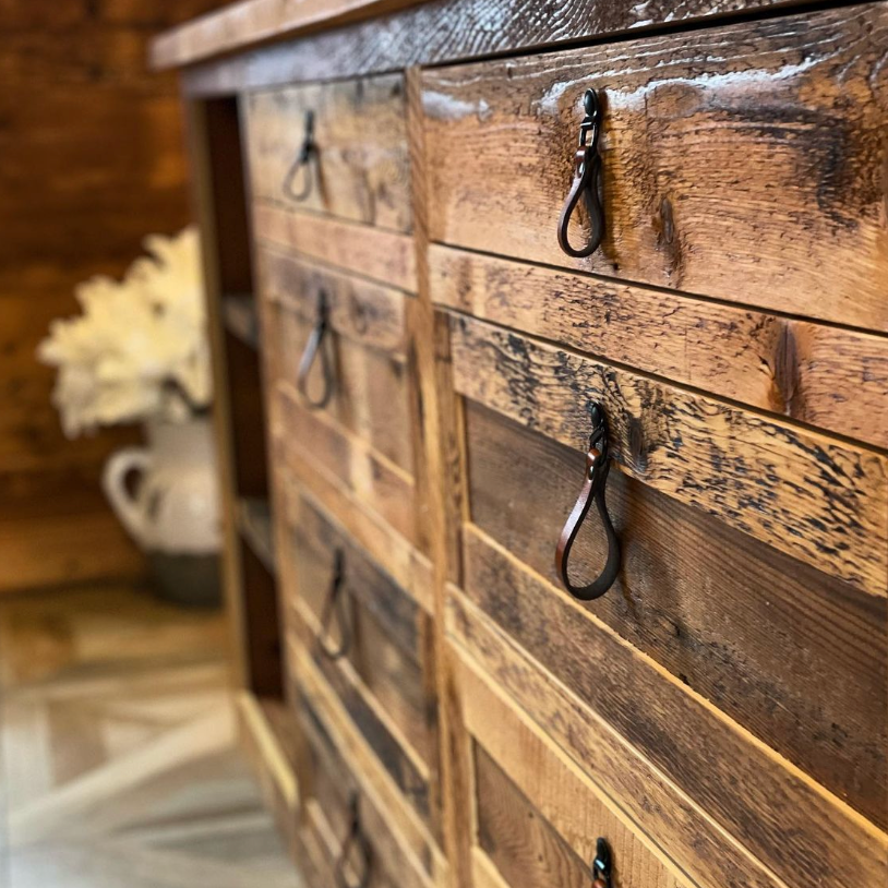 @barnsteadinnvt Distressed Barn Wood Furniture with Burnside Large Black Leather Hinged Handles