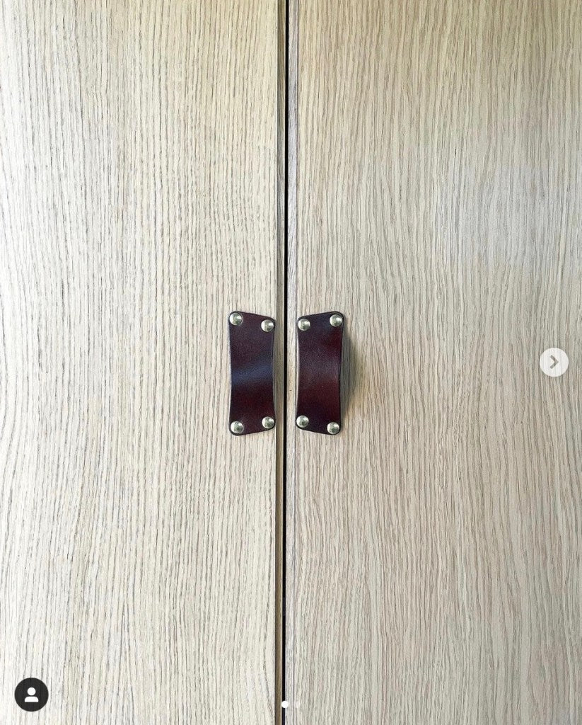 Dark Brown Morrison leather handles on Bleached Wood Cabinetry @interiorsbymb 