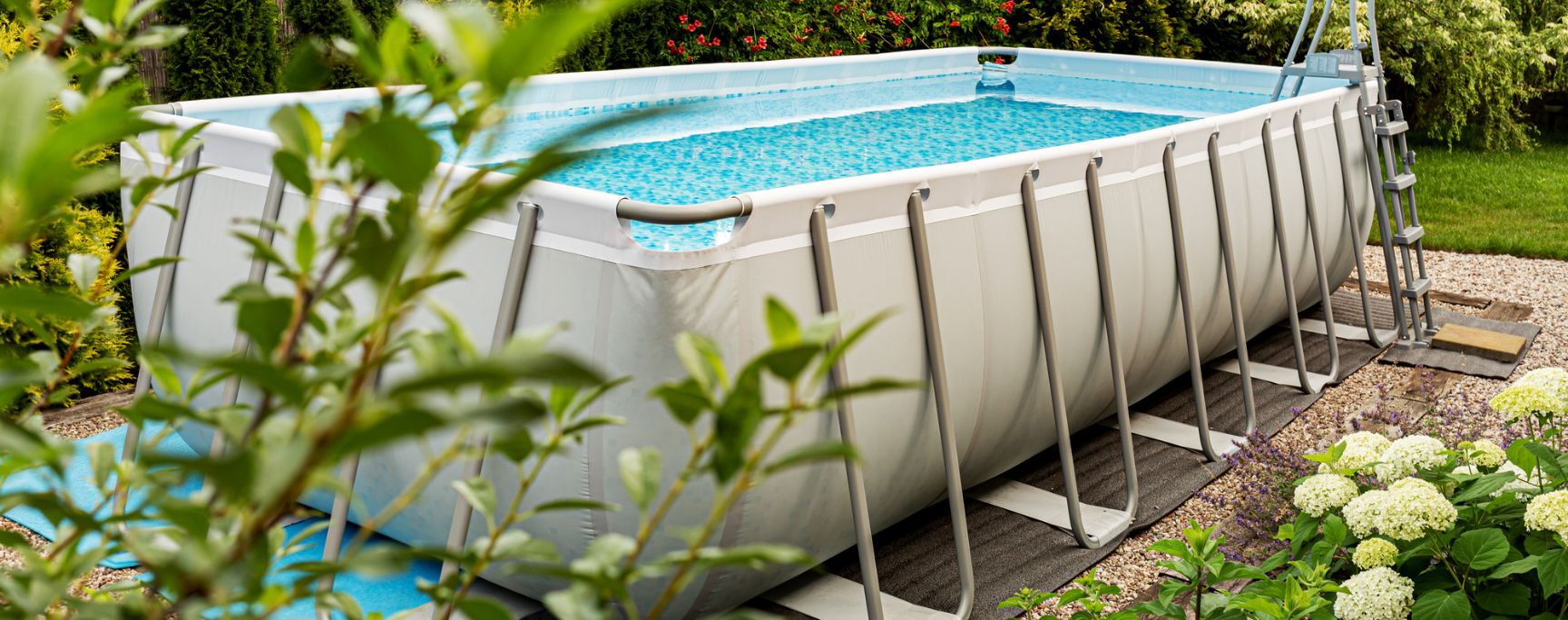 Comment choisir l'habillage d'une piscine tubulaire ronde ou