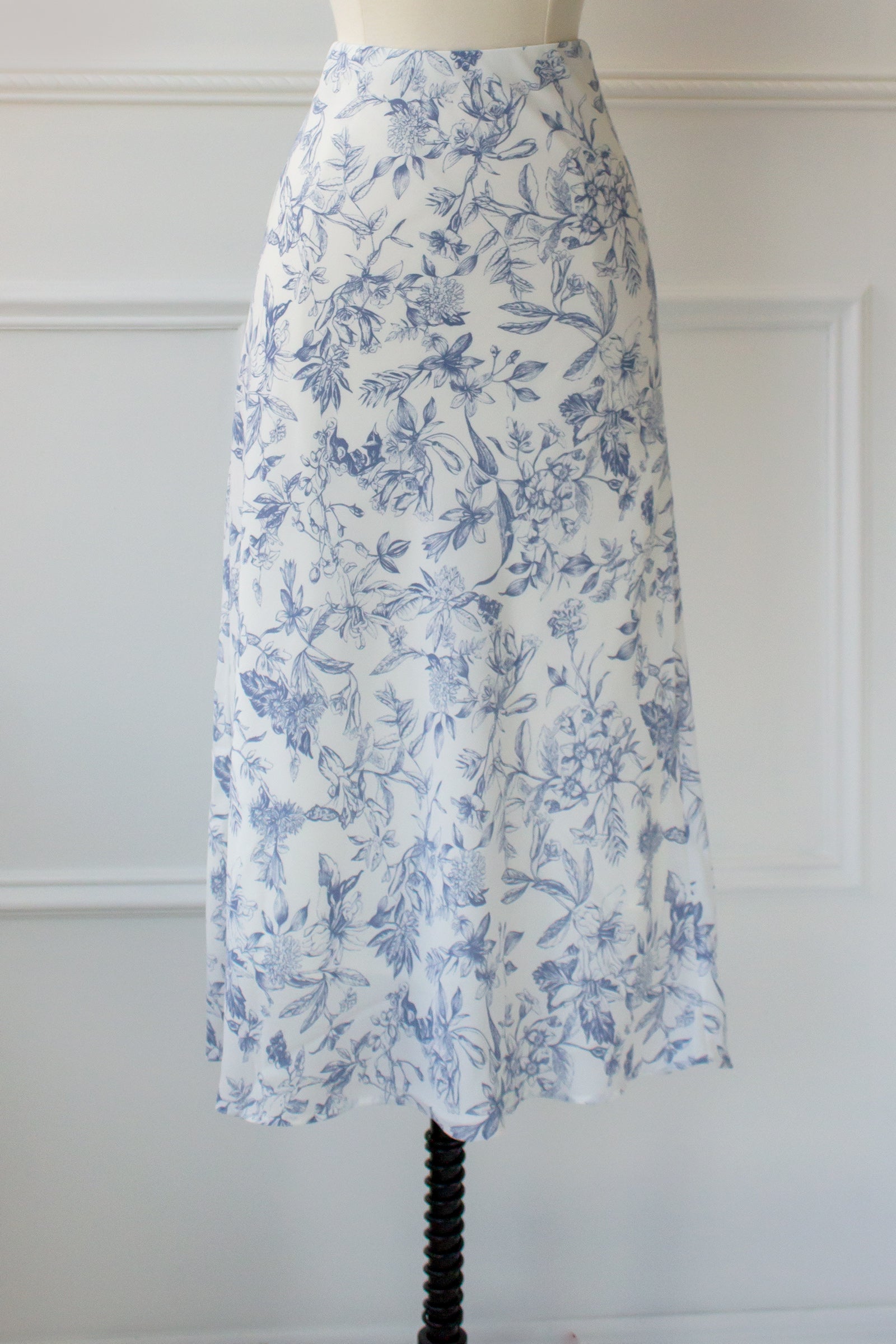 Printed Floral Midi Skirt in a Blue and White Toile