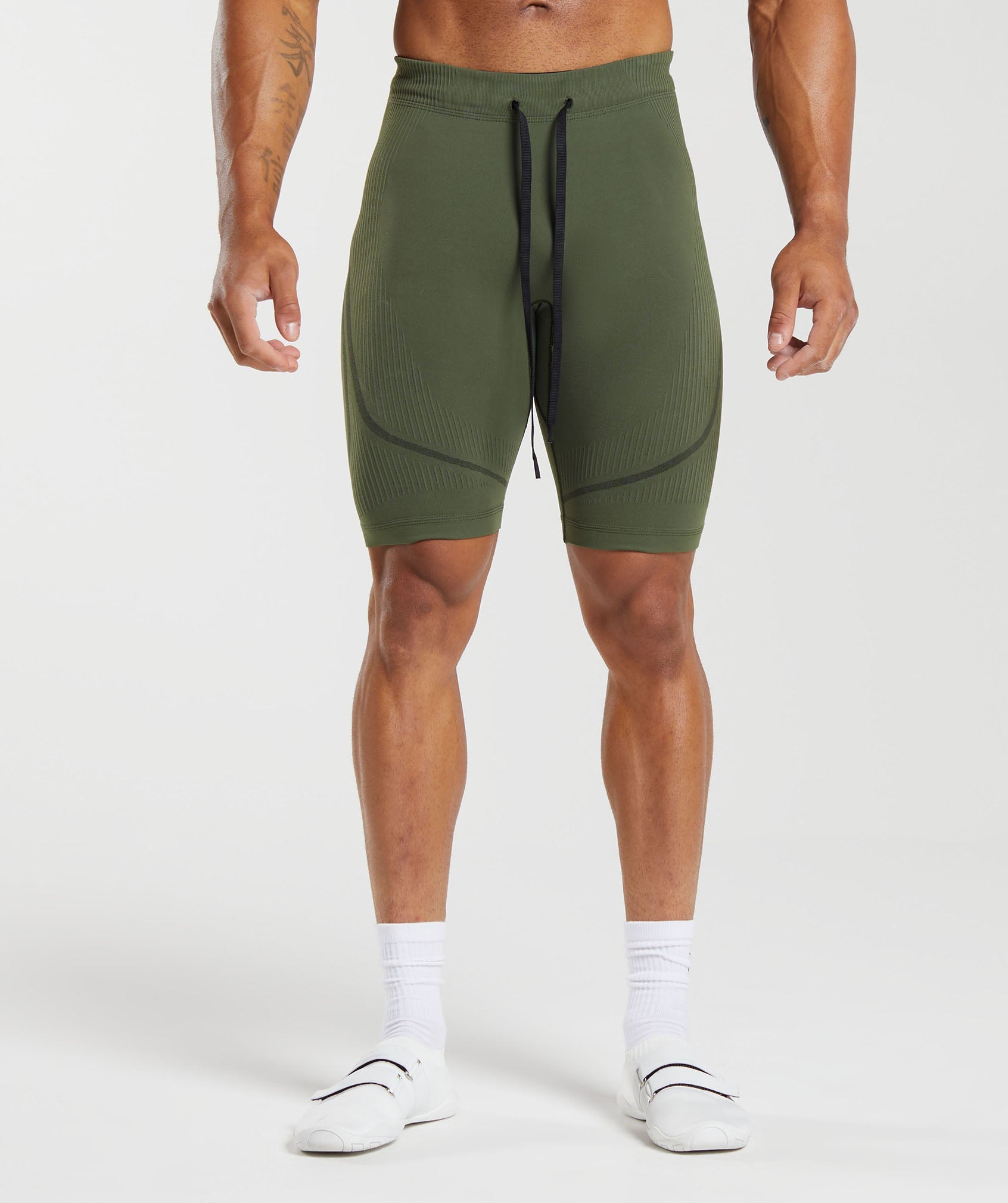 315 Seamless 1/2 Shorts in Winter Olive/Black is out of stock