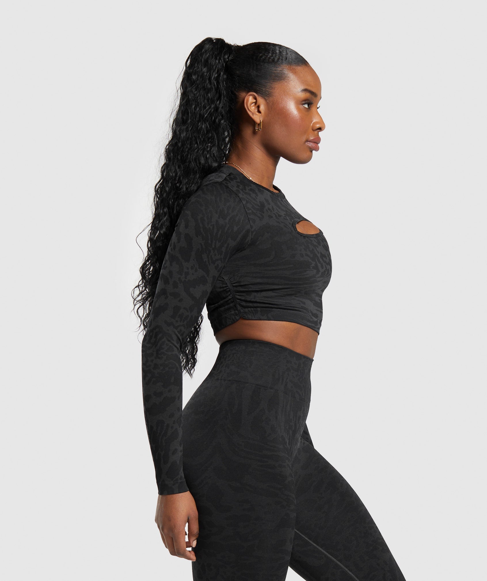 Adapt Safari Seamless Long Sleeve Crop Top in Black/Asphalt Grey - view 2