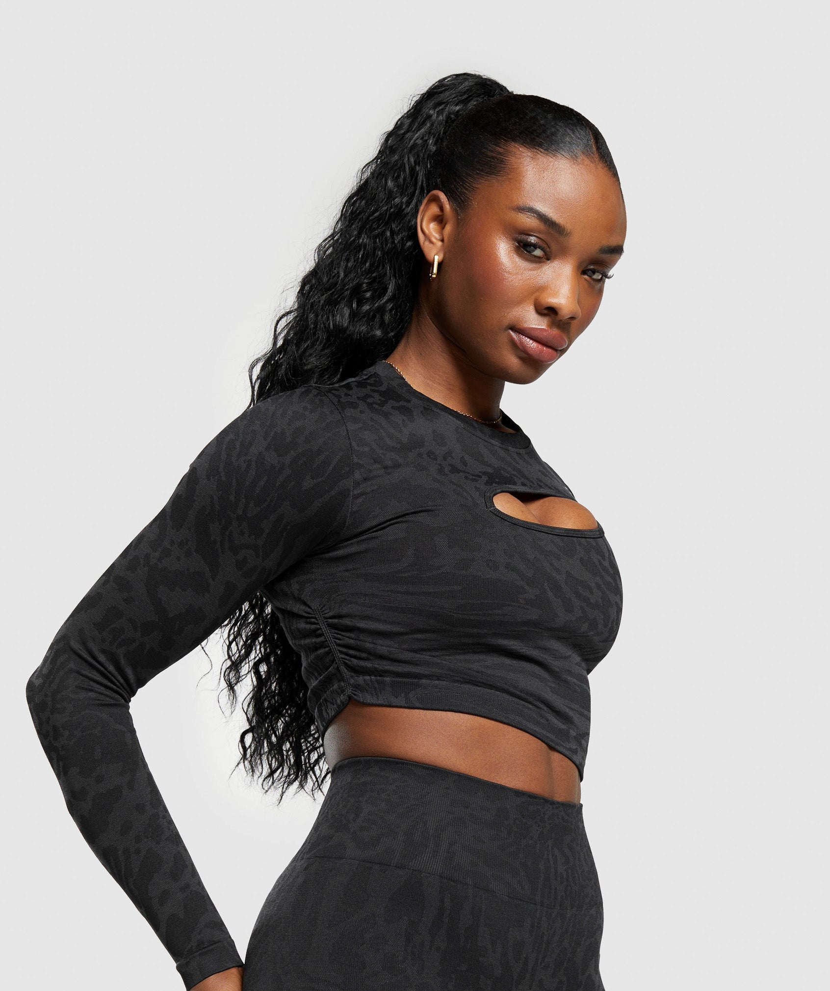 Gymshark Adapt Safari Seamless Long Sleeve Crop Top - Black/Asphalt Grey