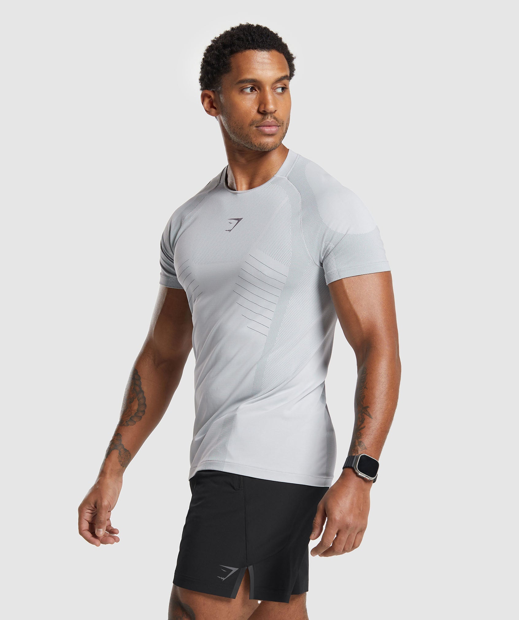 Apex Seamless T-Shirt in Light Grey/Medium Grey - view 3