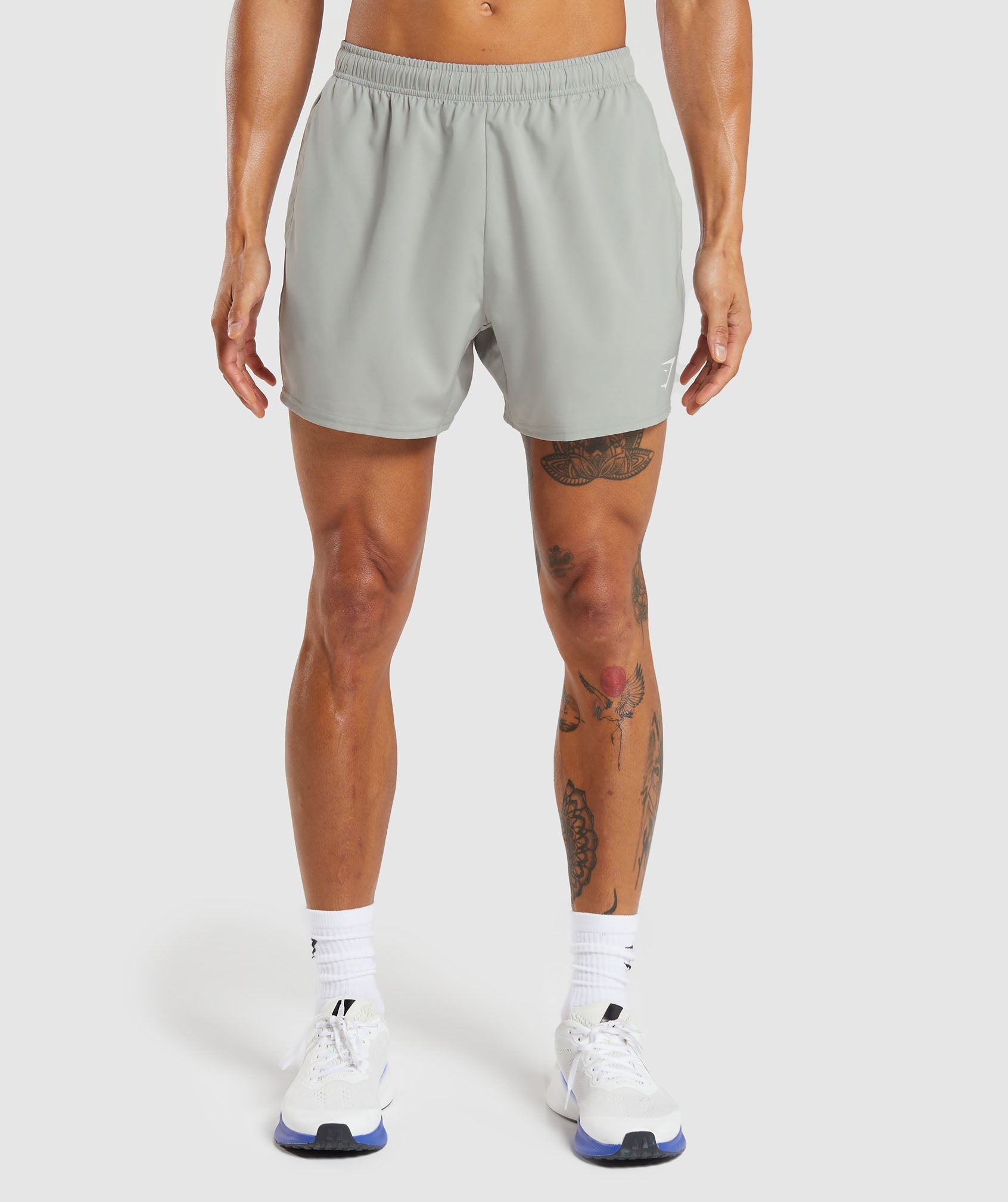 Arrival 5" Shorts en Stone Grey