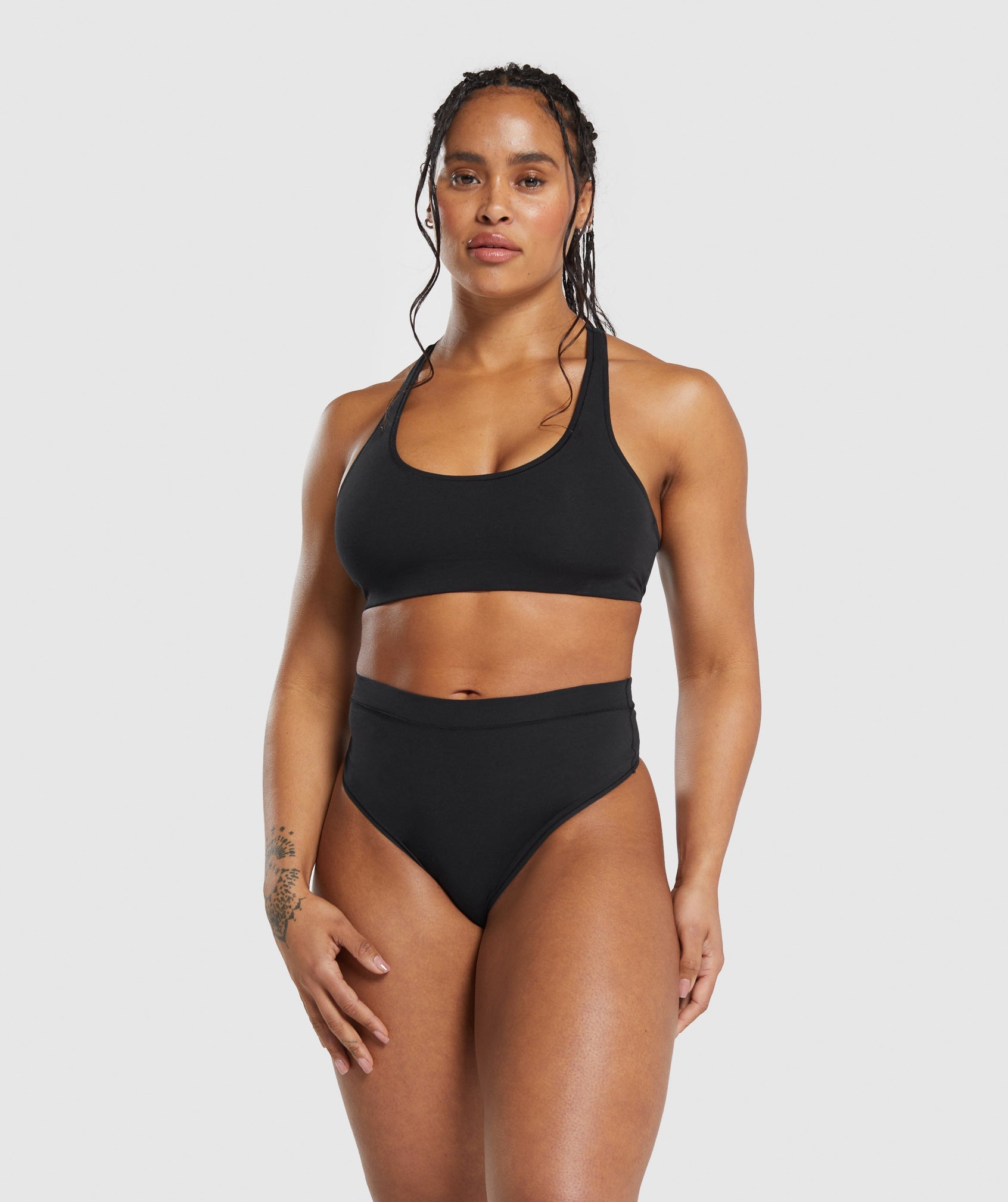 Gymshark Women's Essential Cotton Thong, Black, Small