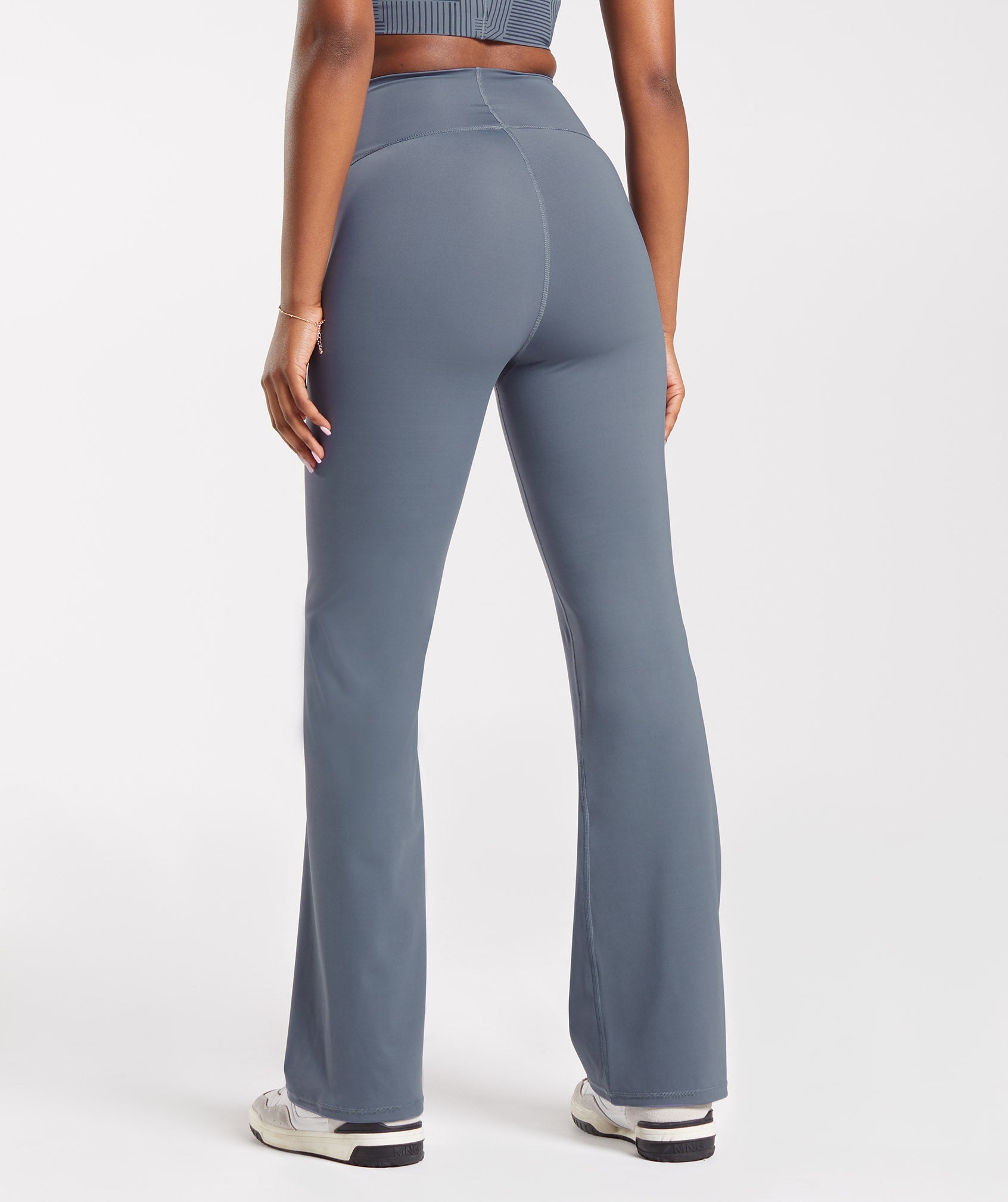 Elevate Flared Leggings in Evening Blue