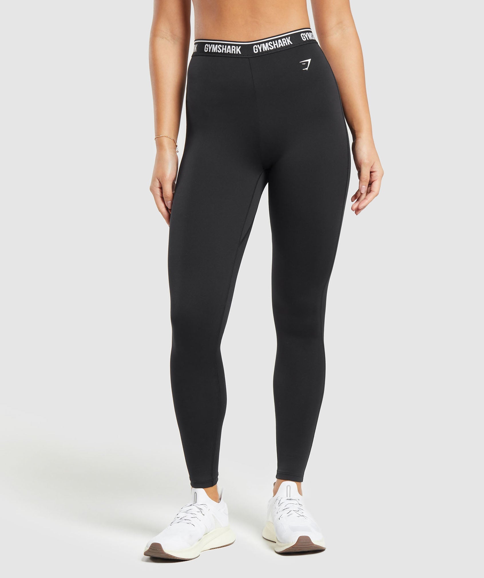 Everyday Waistband Leggings in Black - view 1