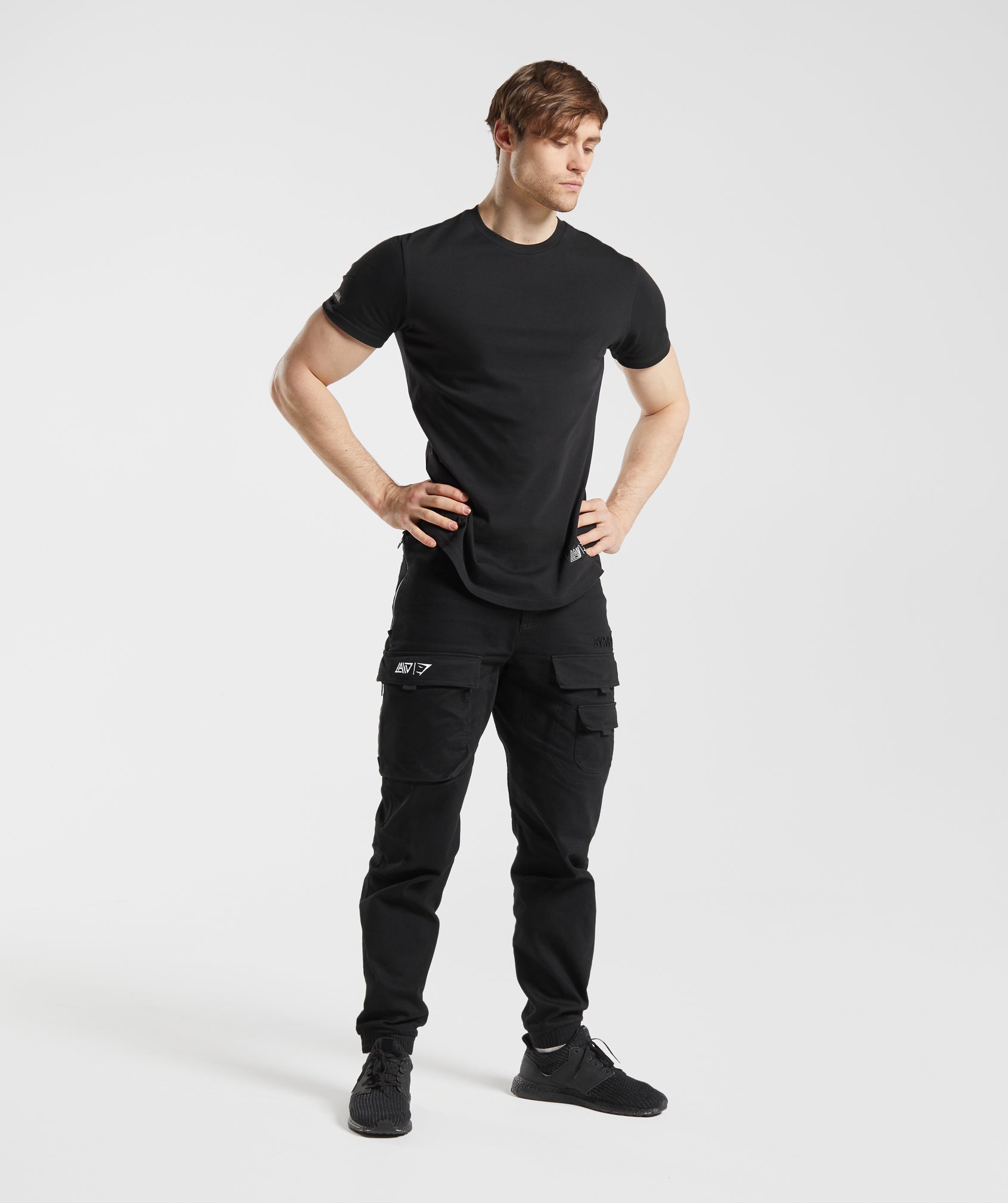 https://cdn.shopify.com/s/files/1/0156/6146/files/GymsharkXDavidLaidSsT-ShirtBlack-A4A3N-BBBB-0325.jpg?v=1691395642