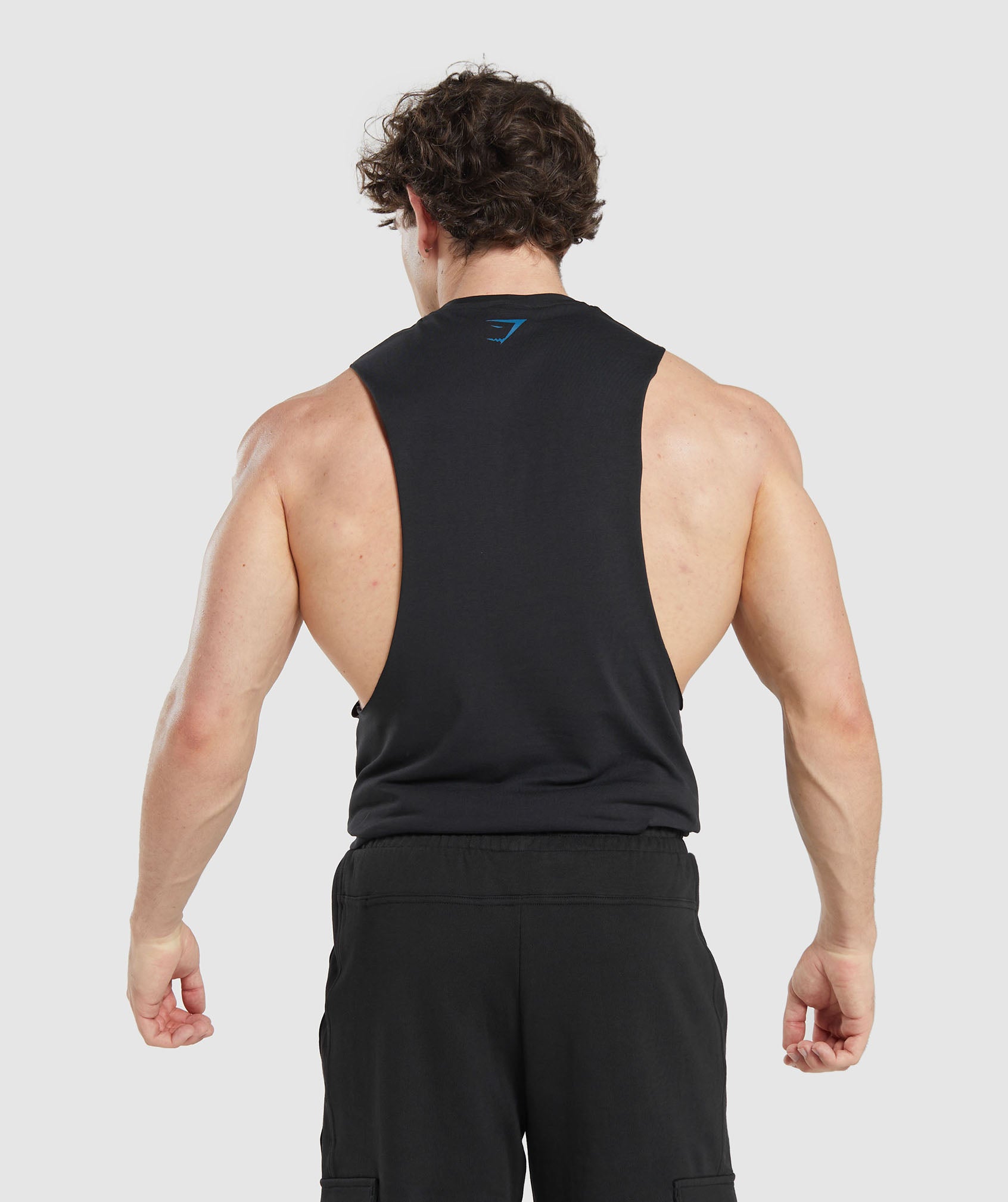 The 5 Best Places to Buy Cheap Gym Clothes for Men