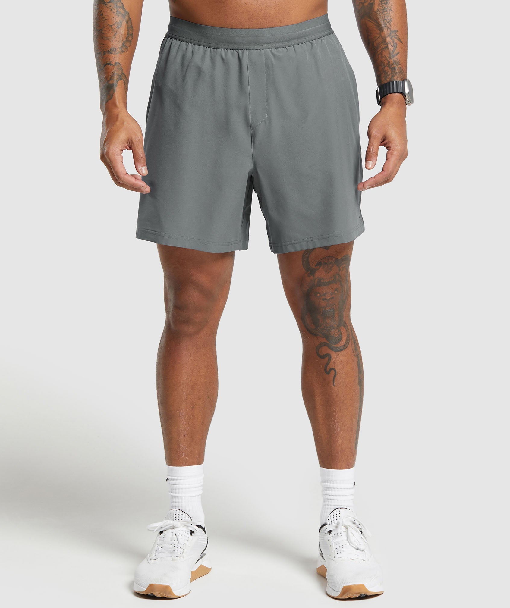 Land to Water 6" Shorts en Pitch Grey