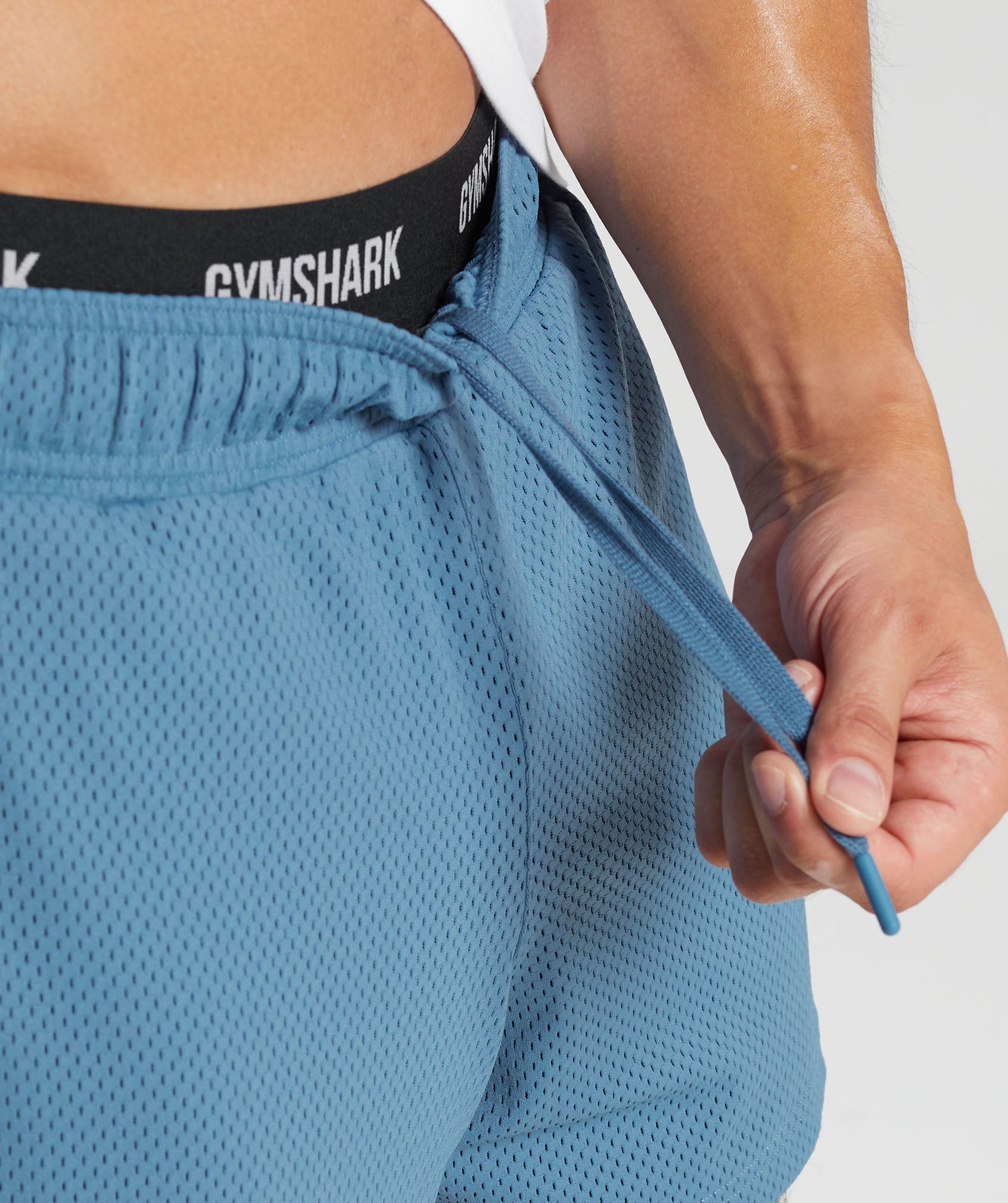 Lifting Club Mesh 5" Shorts in Denim Blue - view 5