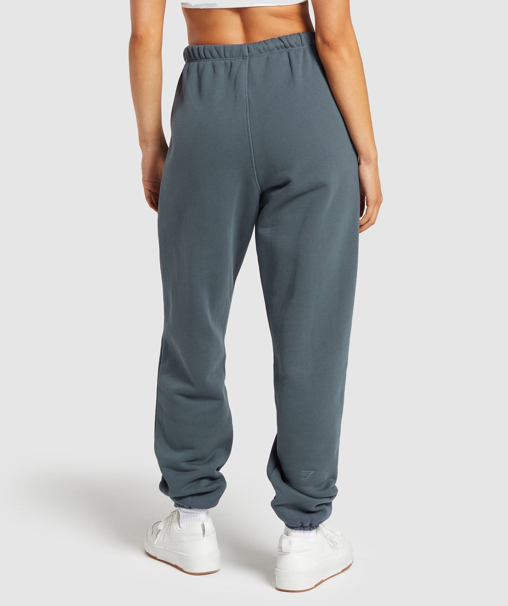 Nike / Women's Trend Essential Fleece Pants