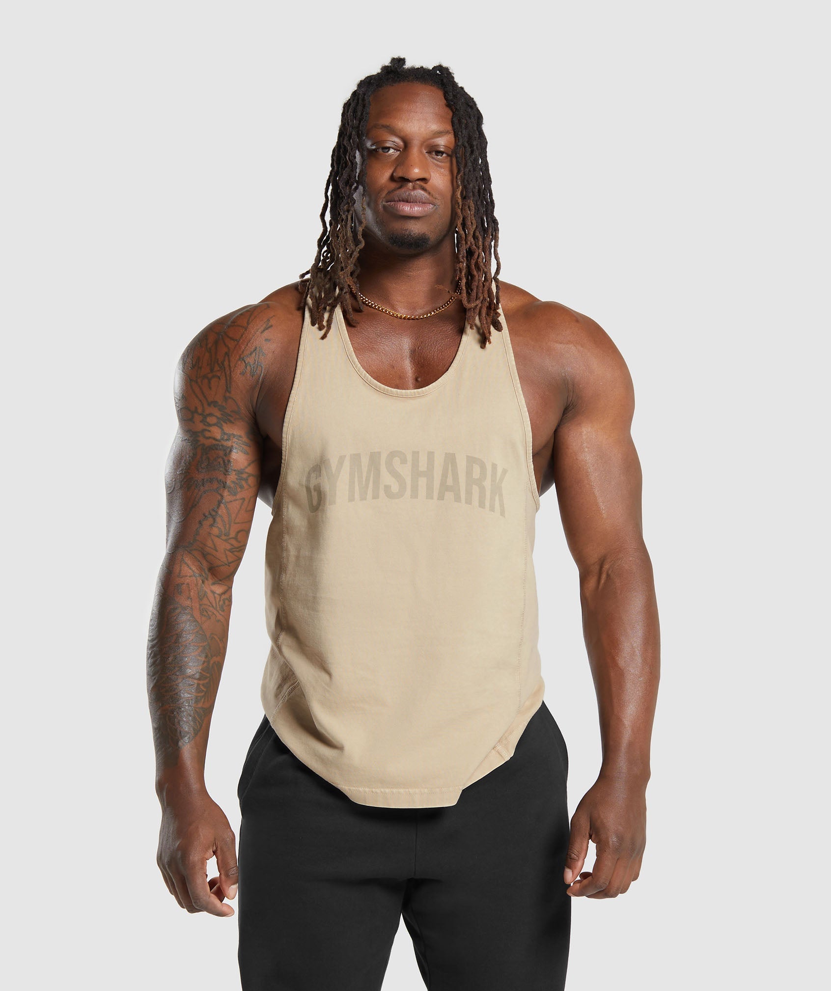 What stringer/ tank top is CBum wearing here? : r/Gymshark