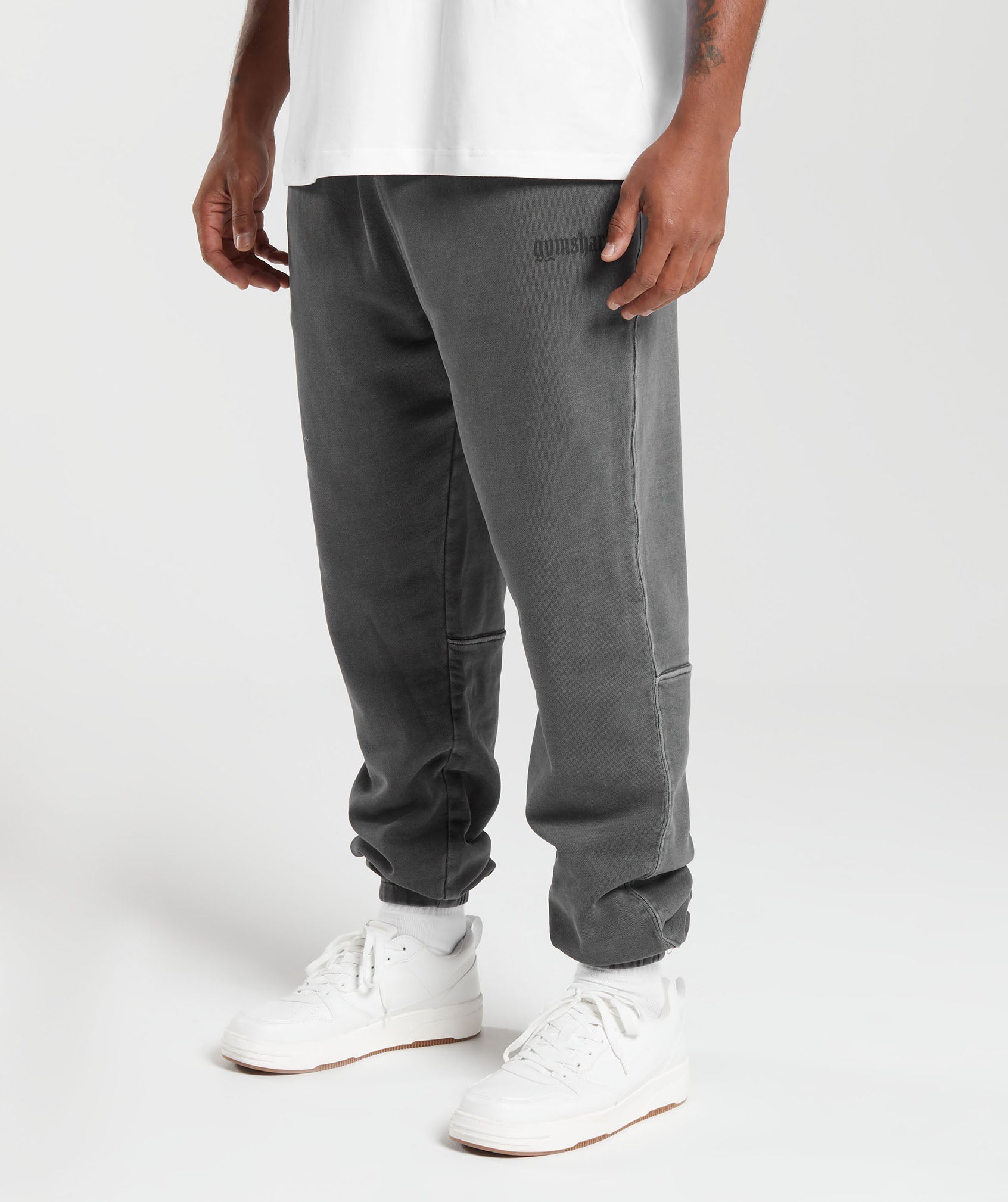 Heavyweight Joggers in Black - view 3