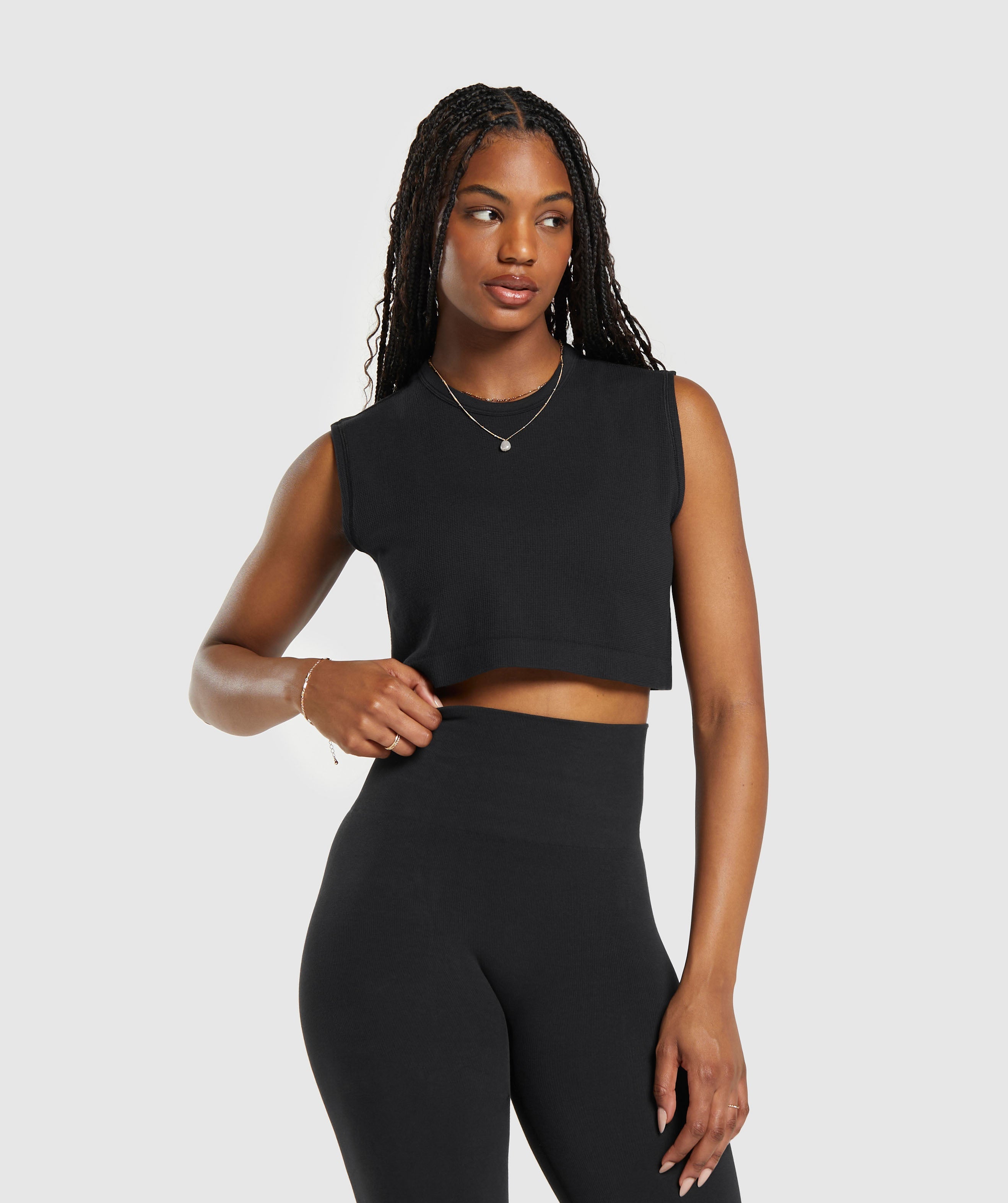 gymshark seamless long sleeve crop top on Mercari  Girls sportswear, Long  sleeve crop top, Crop tops women