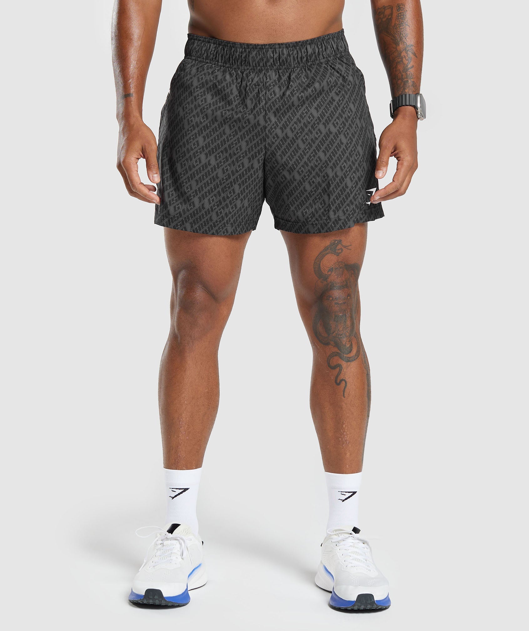 Gymshark Sport 5 Shorts - Linen Brown/Dark Grey