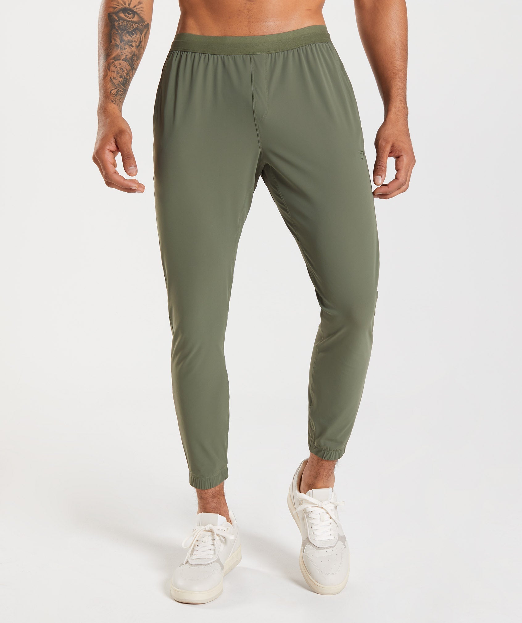 Studio Joggers en Core Olive