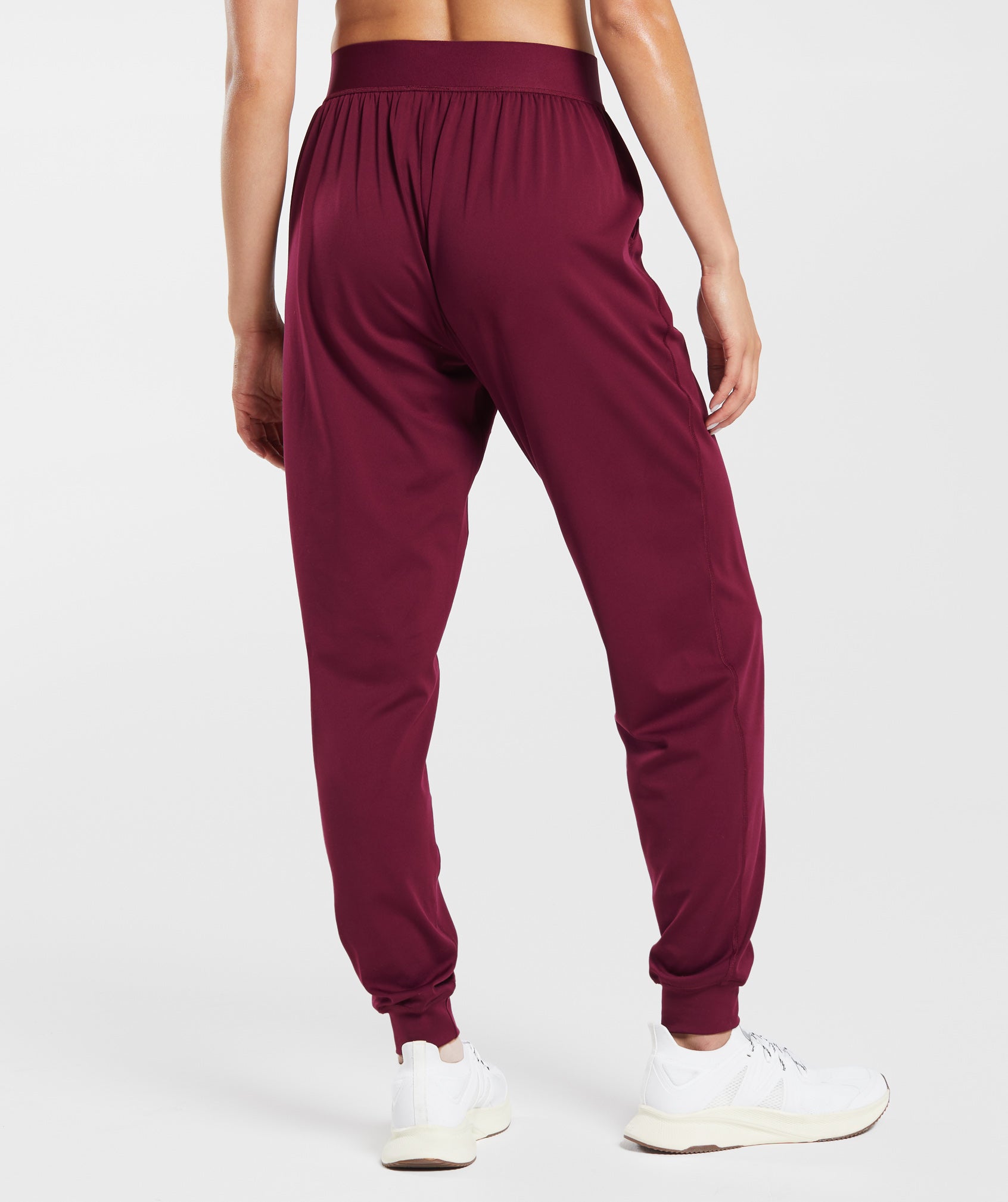 Women Peach NS Loose Fit Solid Training Woven Joggers – HIDELT