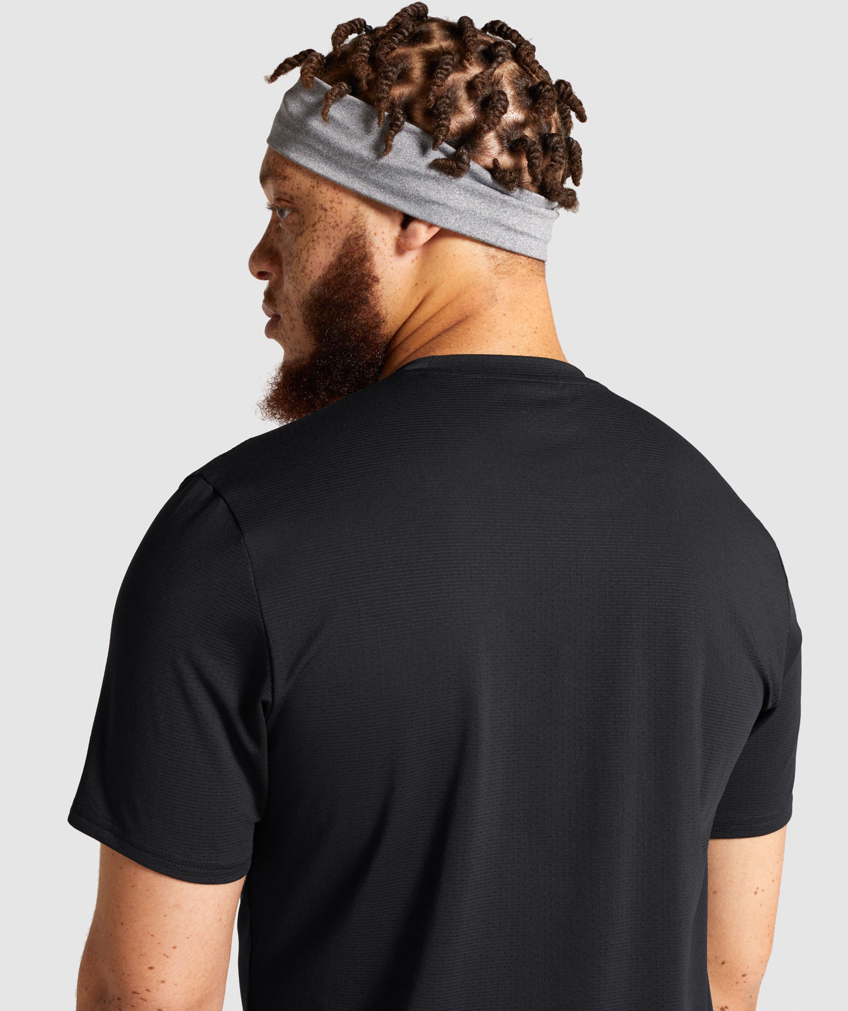 Arrival T-Shirt in Black - view 7