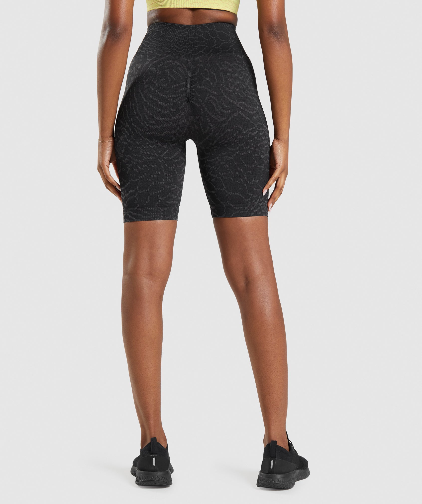 Gymshark Women's Adapt Animal Seamless Cycling Shorts Black Size Large