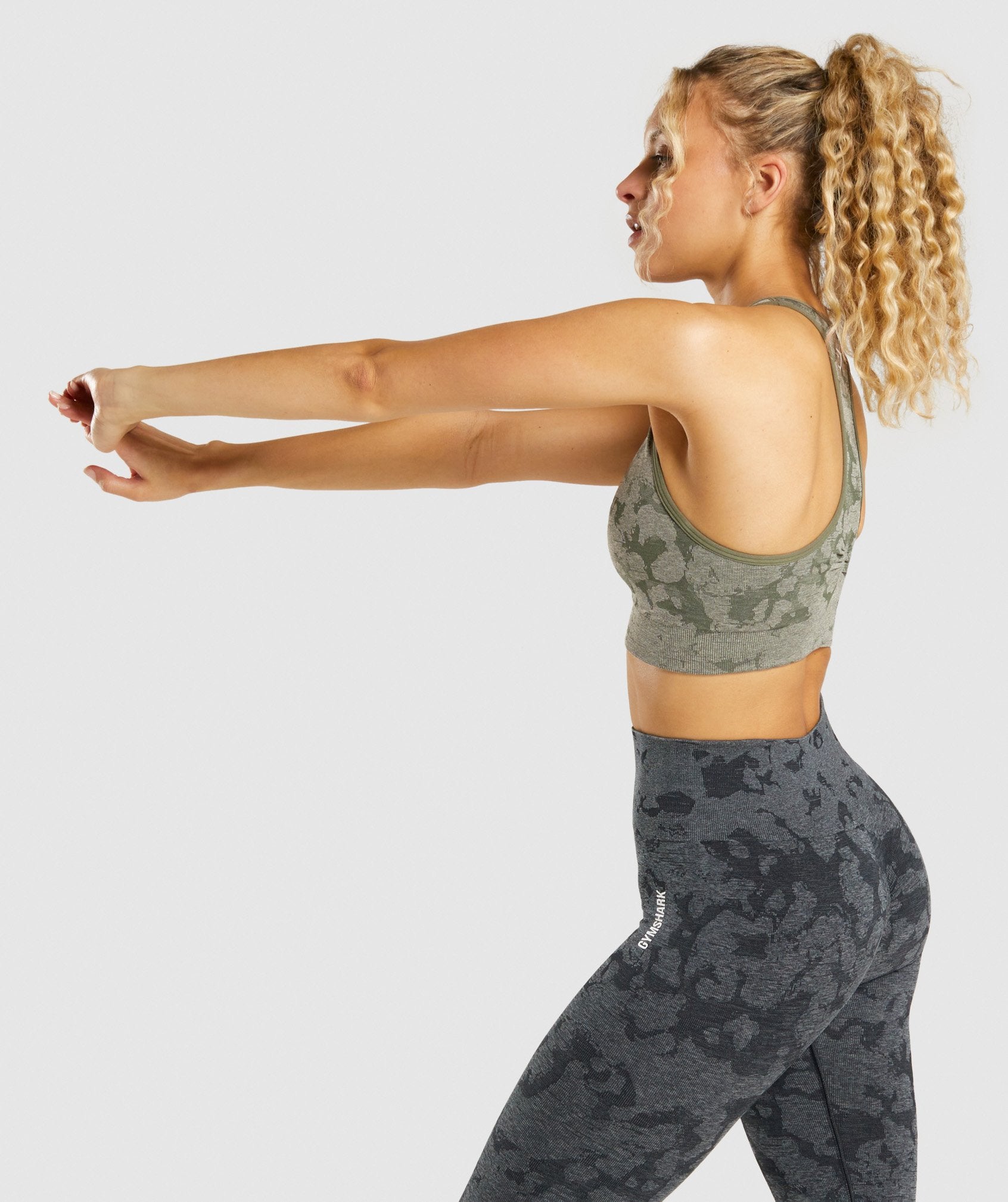 Adapt Camo Seamless Racer Back Sports Bra