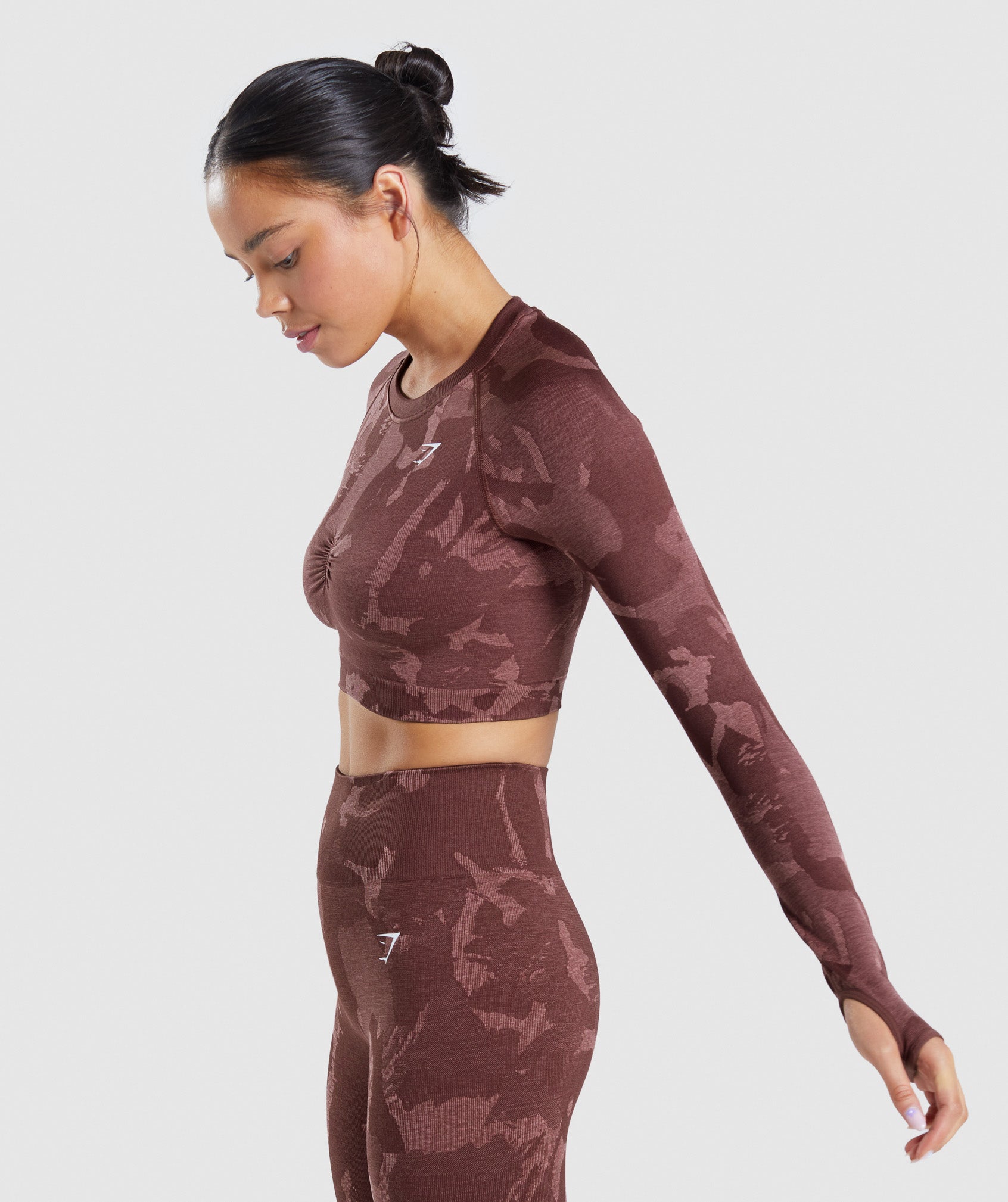 Adapt Camo Seamless Long Sleeve Crop Top in Savanna | Cherry Brown - view 4