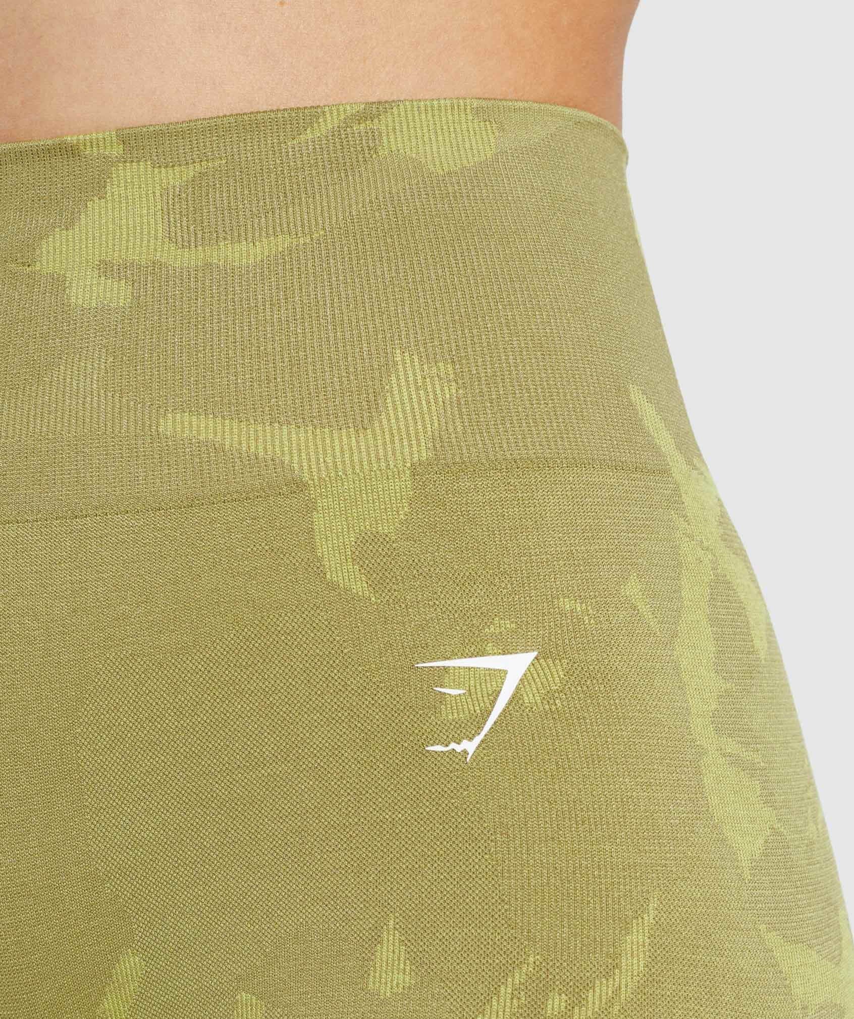 Adapt Camo Seamless Shorts in Savanna | Griffin Green - view 6