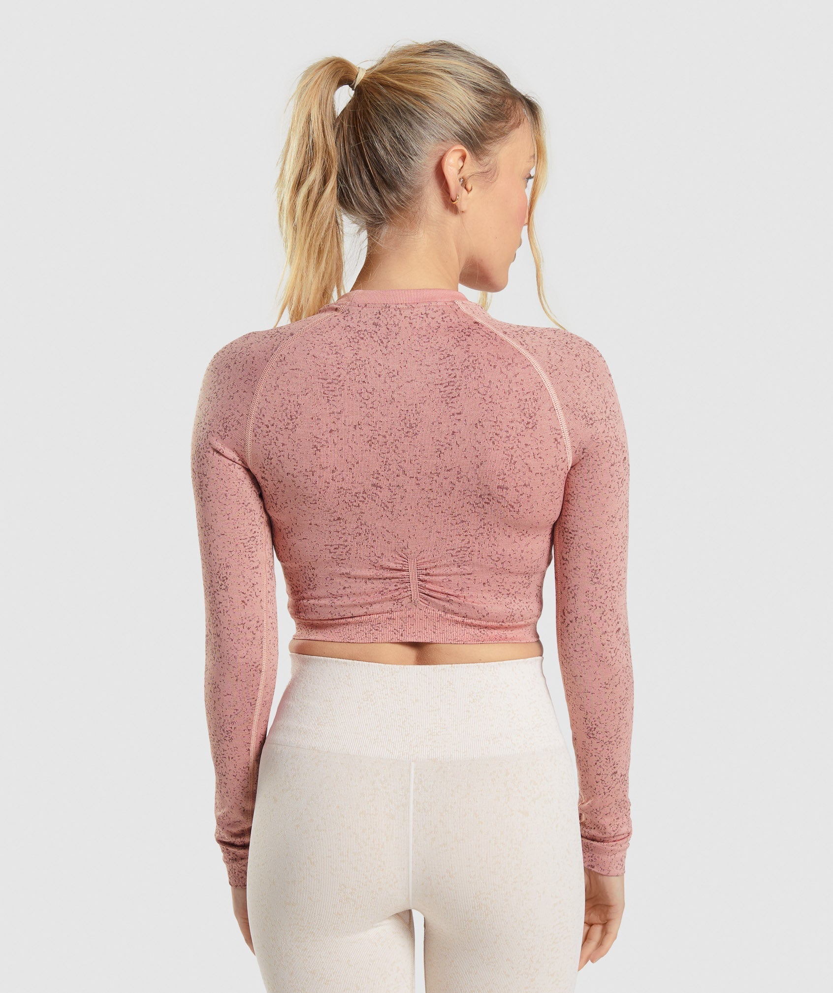 Adapt Fleck Seamless Long Sleeve Crop Top in Mineral |  Paige Pink - view 2