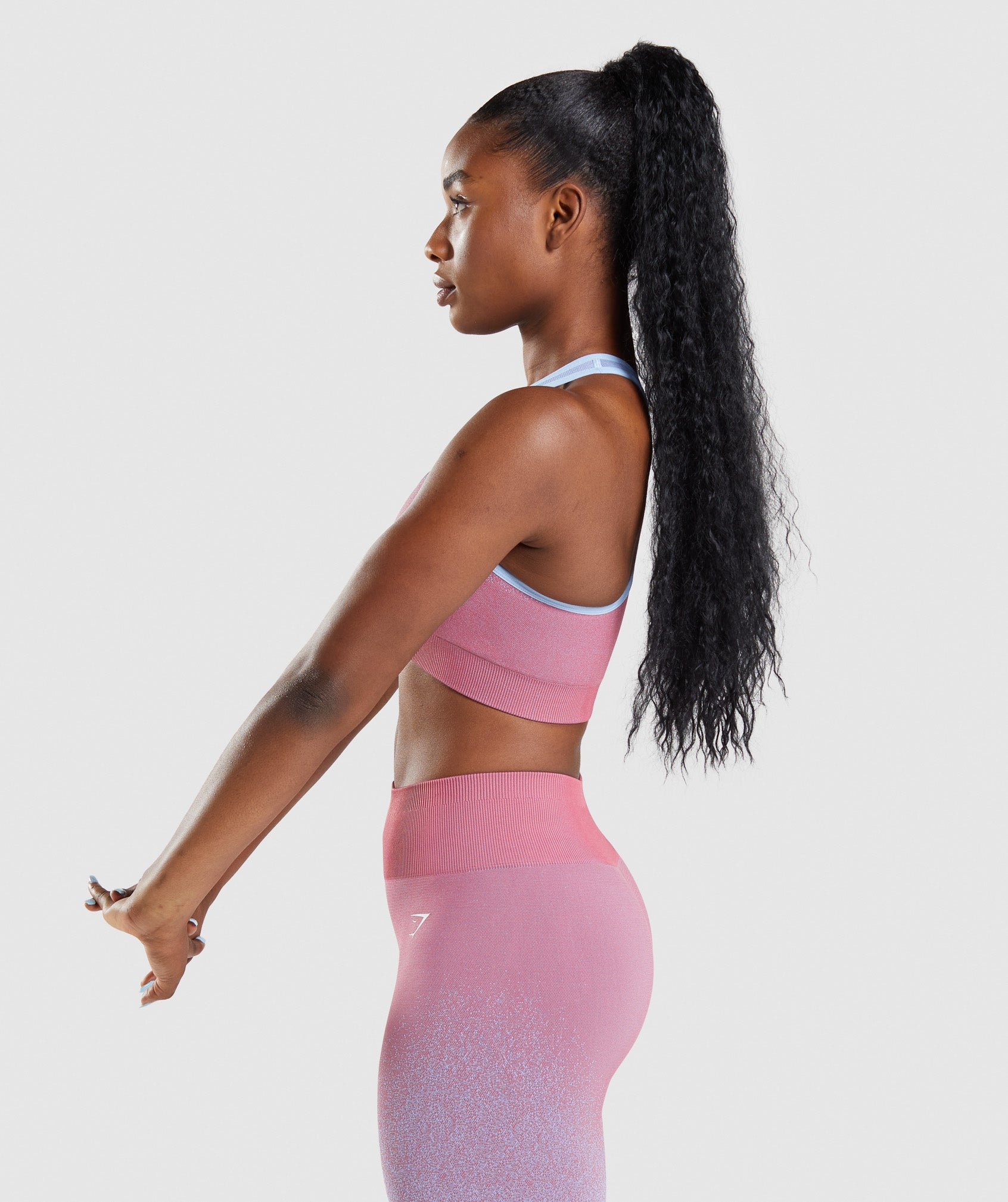Pink set of short leggings and sports bra - Peach Pump