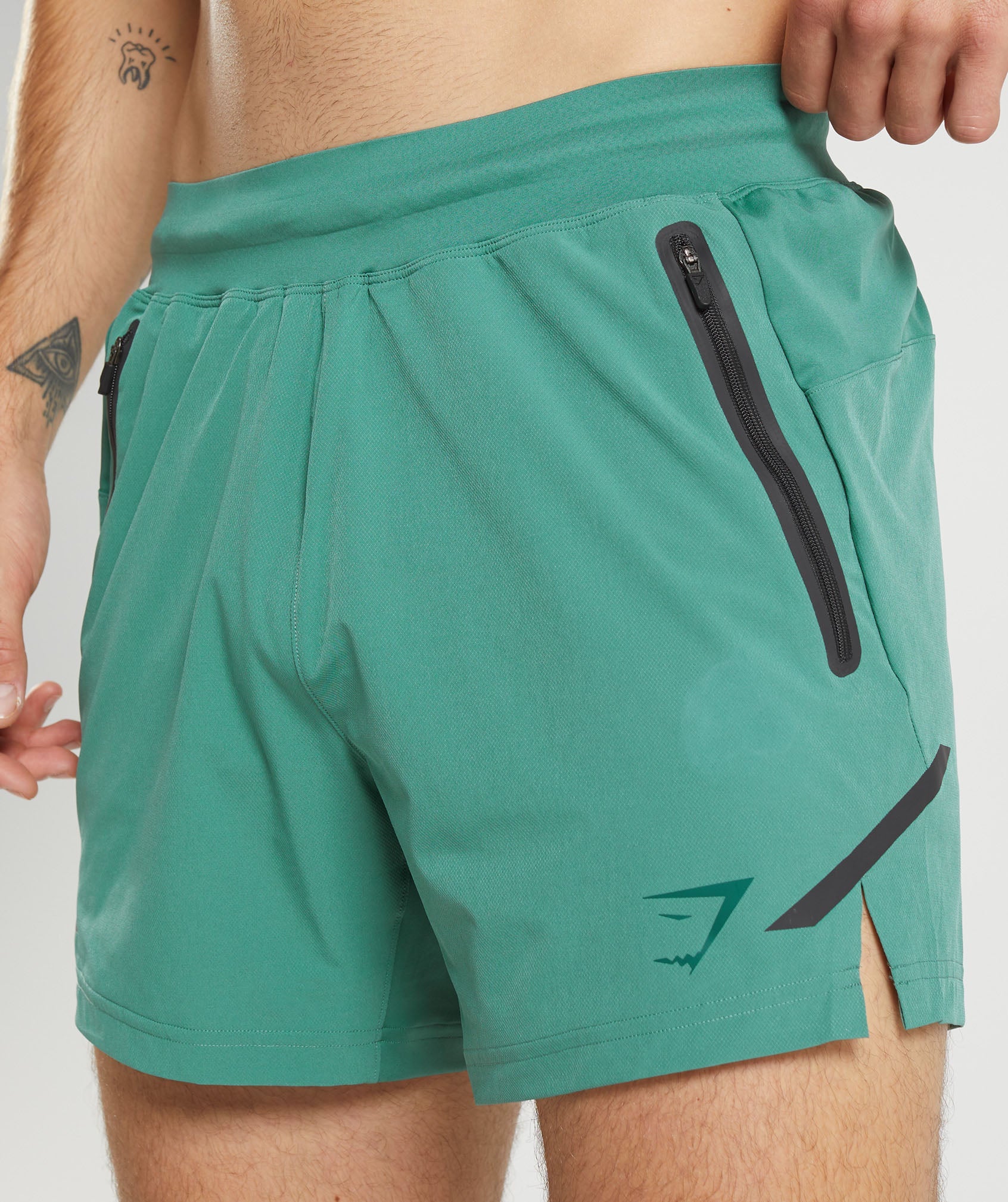 Apex 5" Perform Shorts in Hoya Green - view 5
