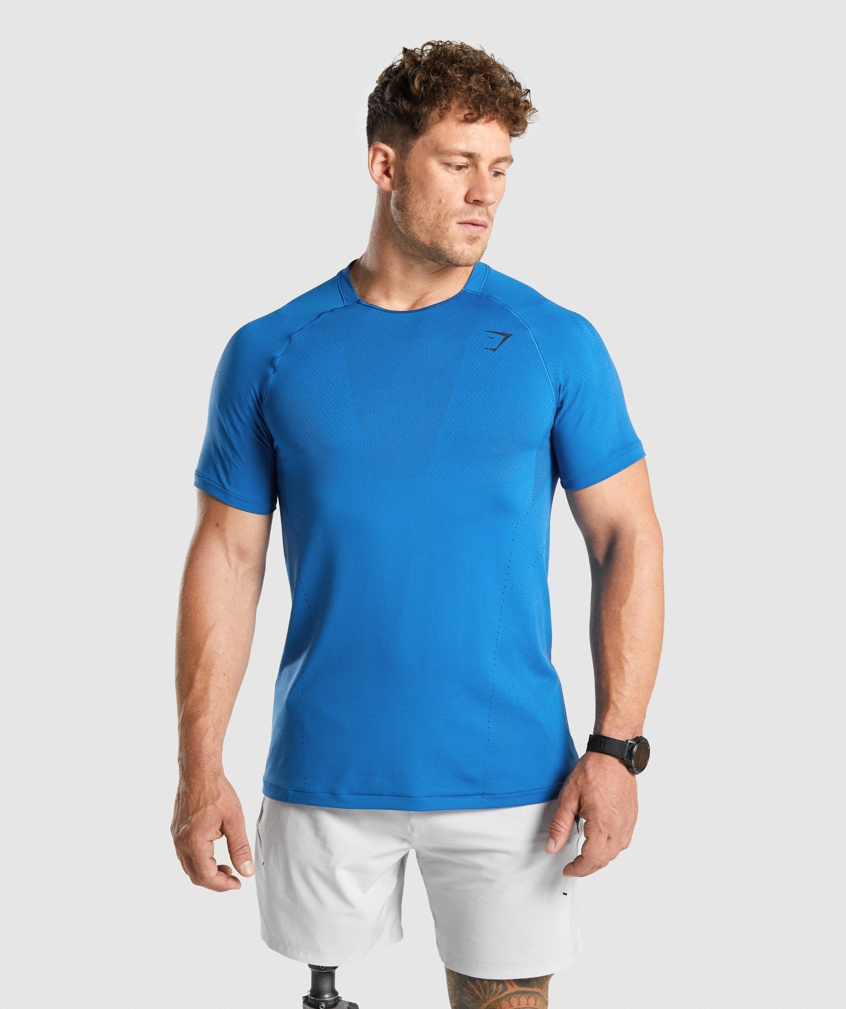 Apex Perform T-shirt in Blue - view 1