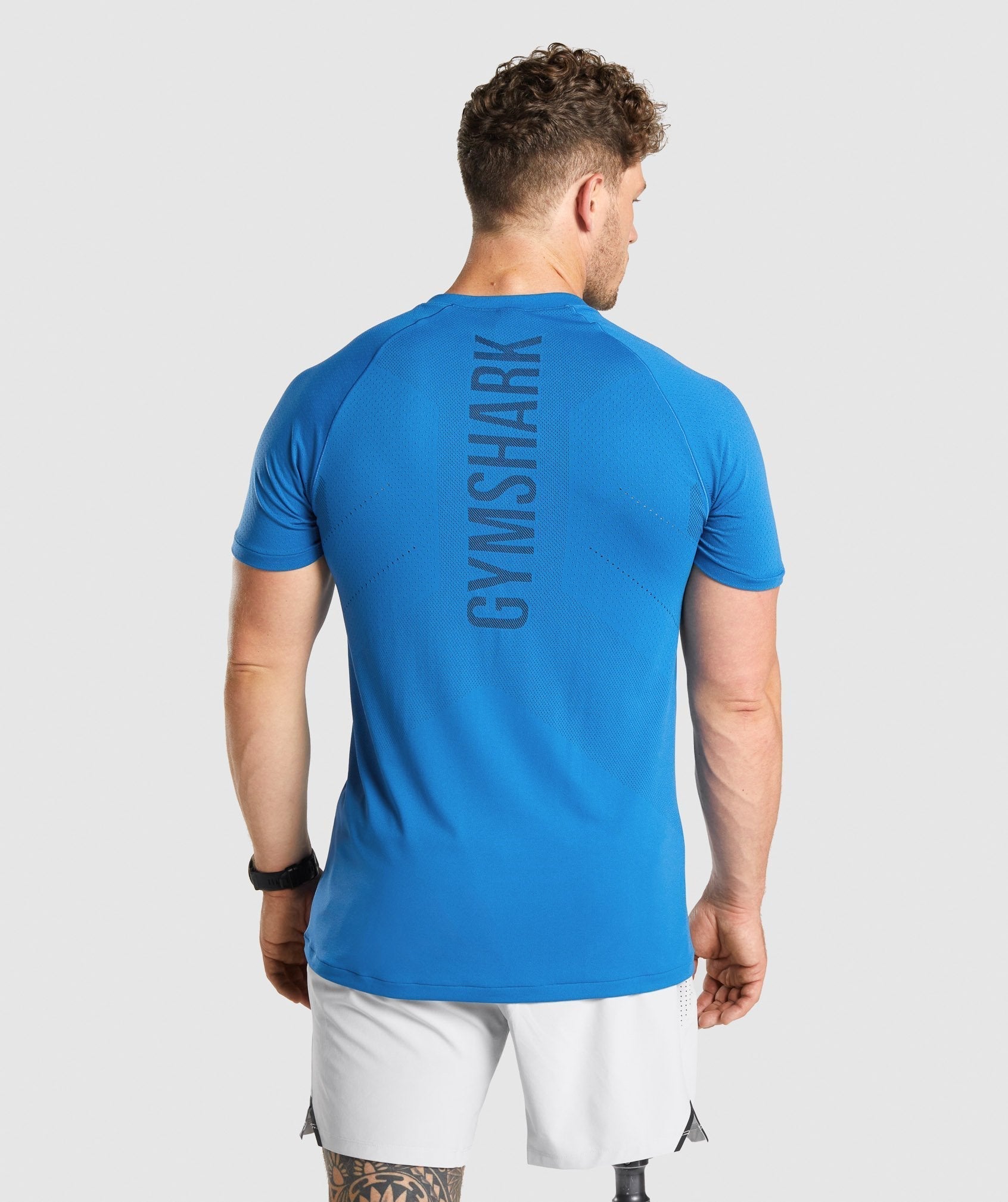 Apex Perform T-shirt in Blue - view 2