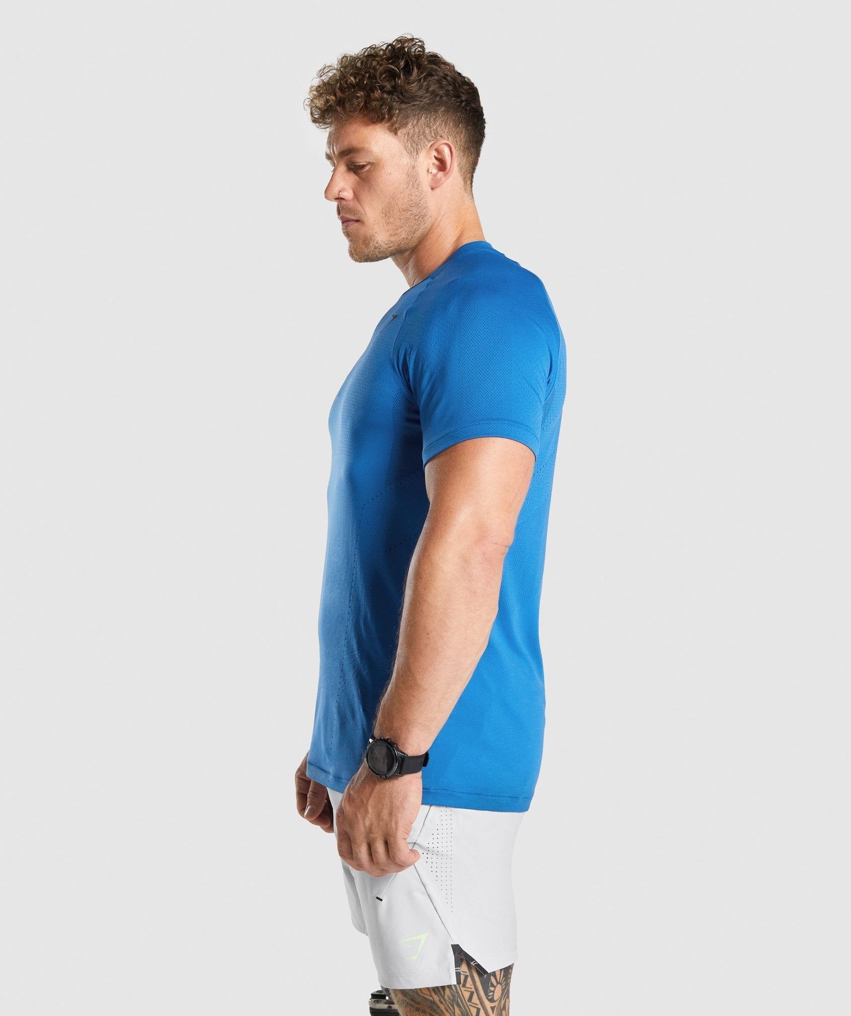 Apex Perform T-shirt in Blue - view 3